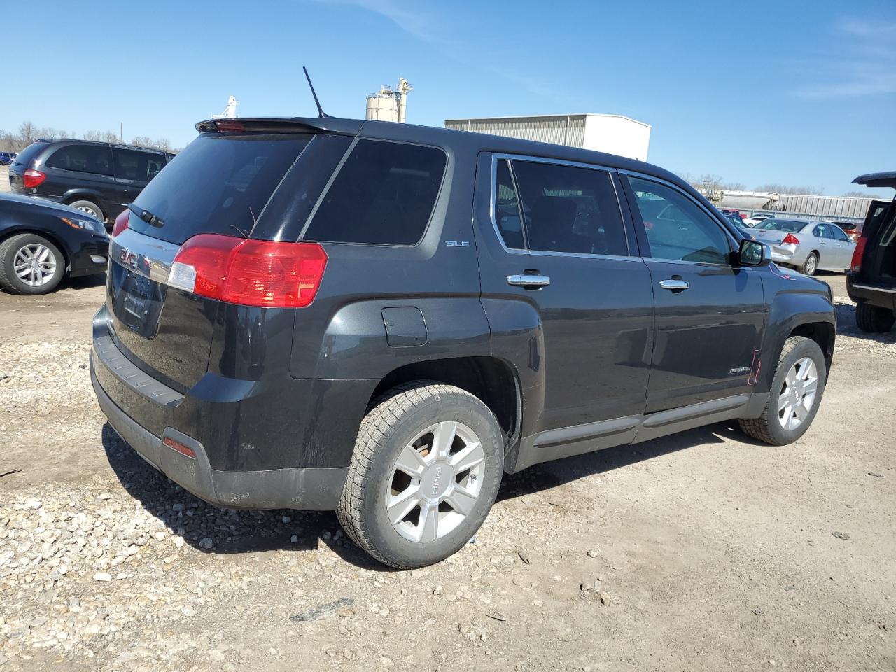 Photo 2 VIN: 2GKALMEK6D6307381 - GMC TERRAIN 