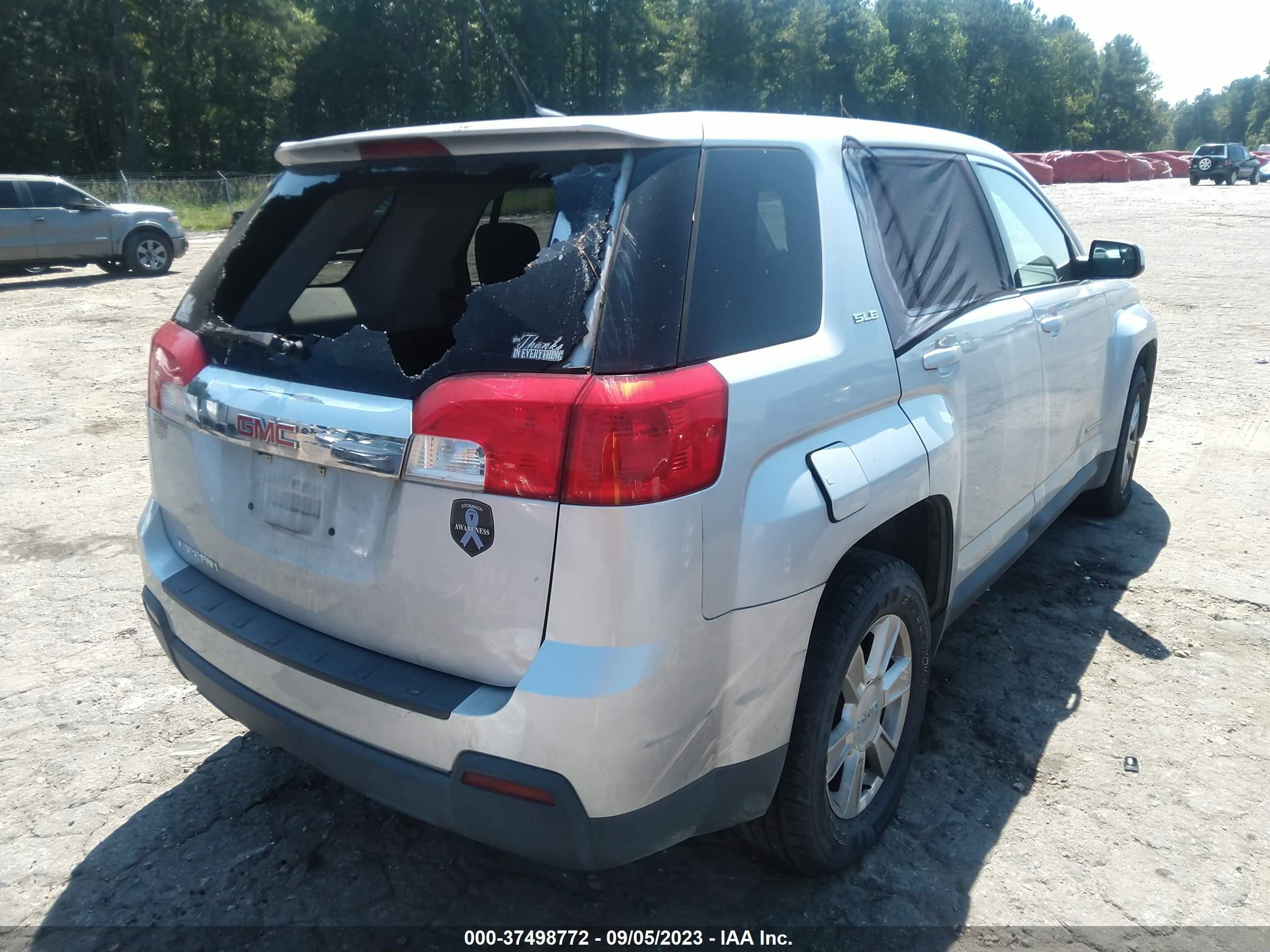 Photo 3 VIN: 2GKALMEK7C6328917 - GMC TERRAIN 