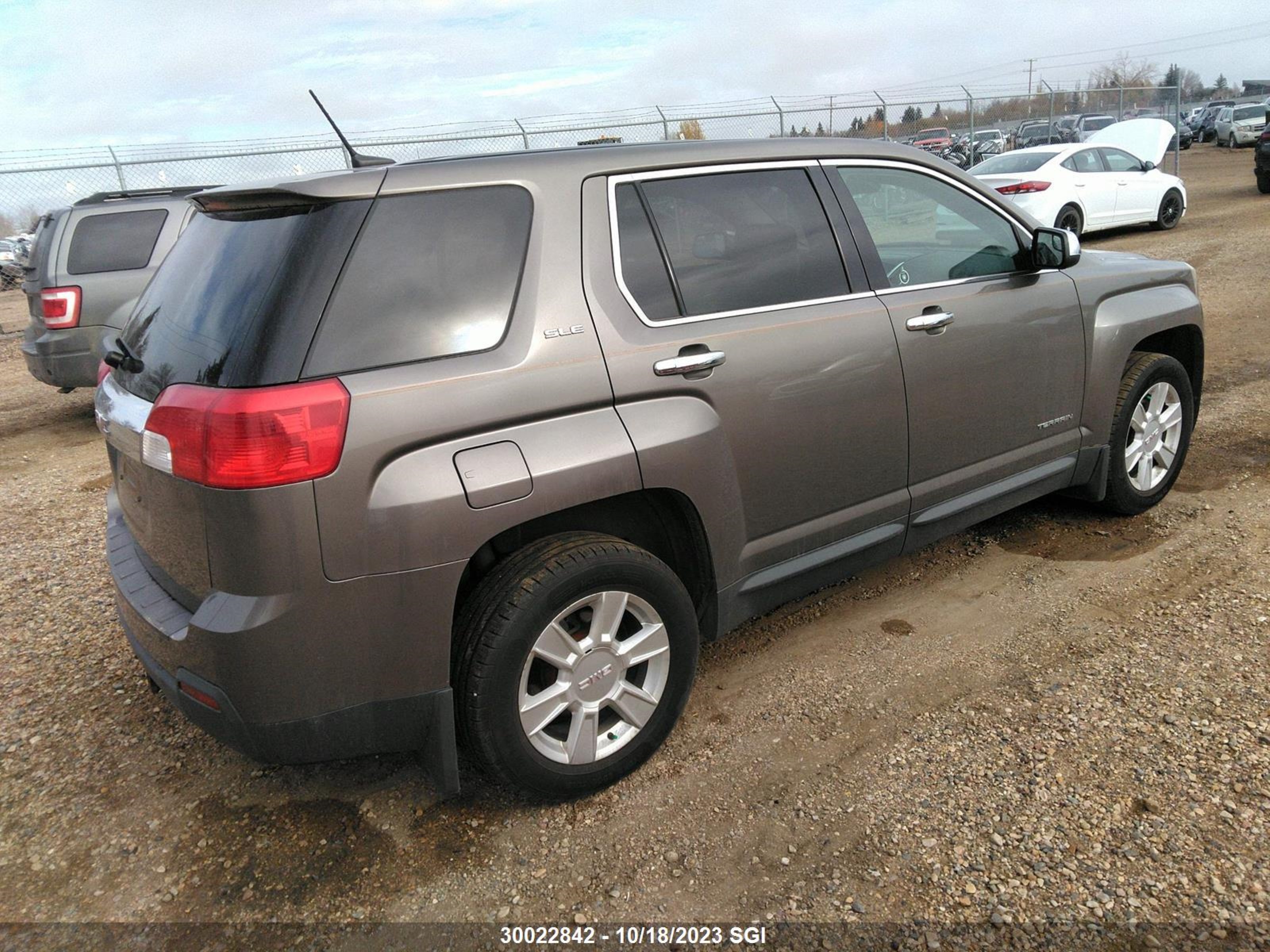 Photo 3 VIN: 2GKALMEK7C6379673 - GMC TERRAIN 