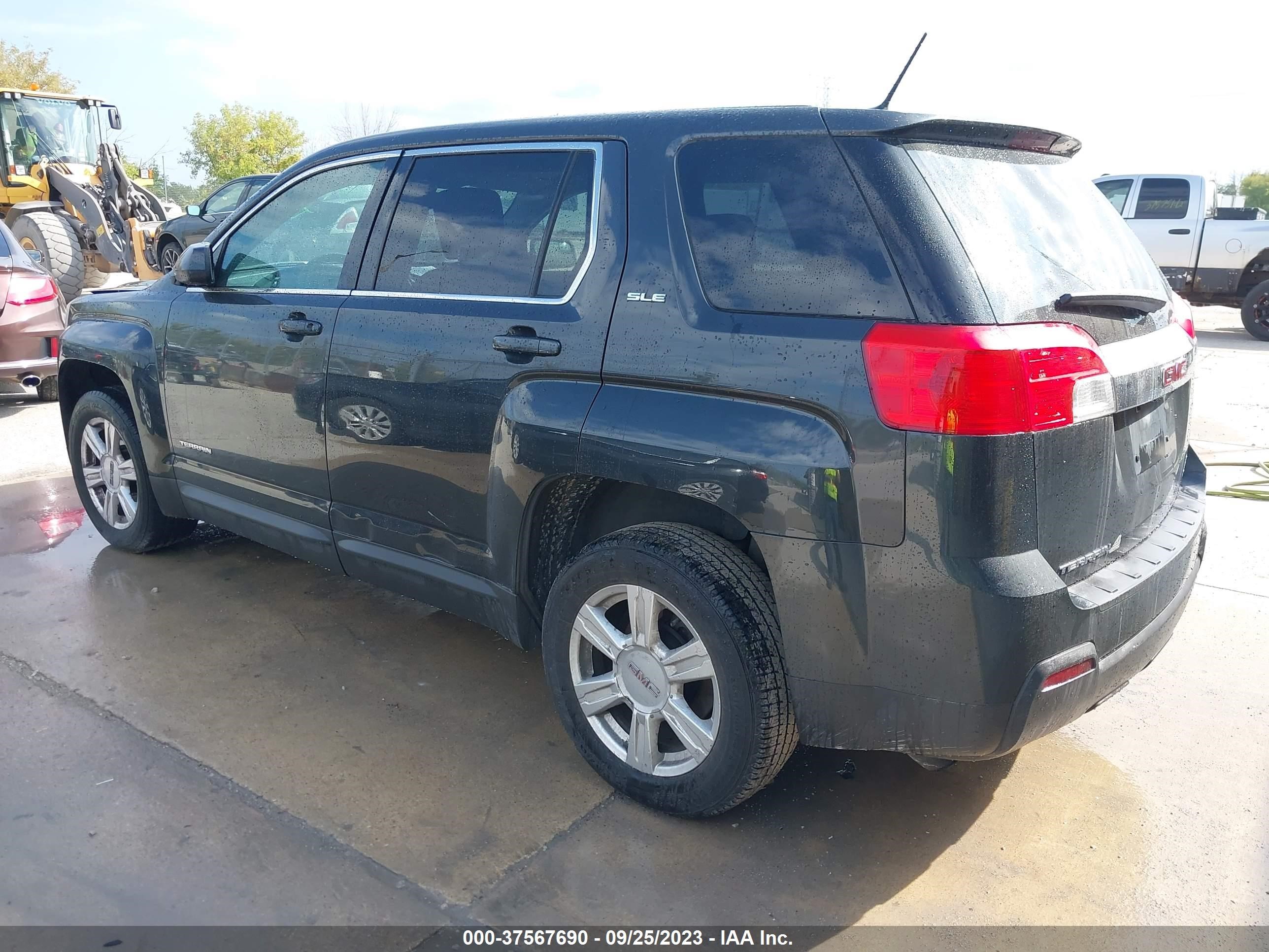 Photo 2 VIN: 2GKALMEK7E6194865 - GMC TERRAIN 