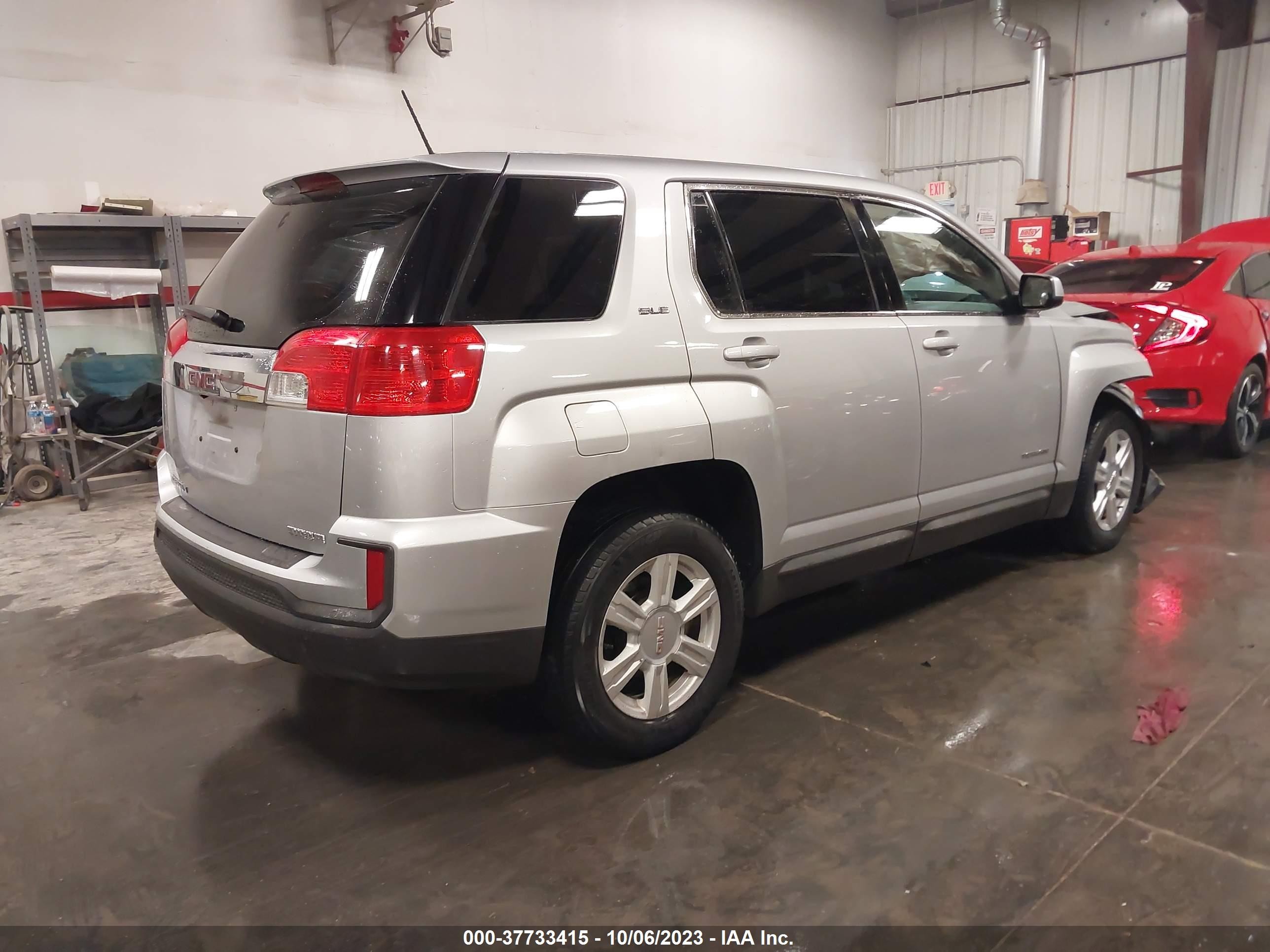 Photo 3 VIN: 2GKALMEK8G6323859 - GMC TERRAIN 