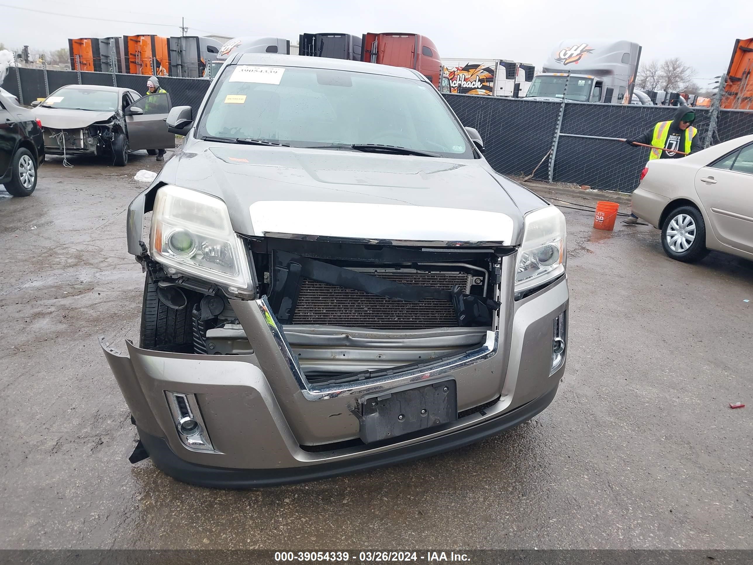 Photo 5 VIN: 2GKALMEK9C6380145 - GMC TERRAIN 