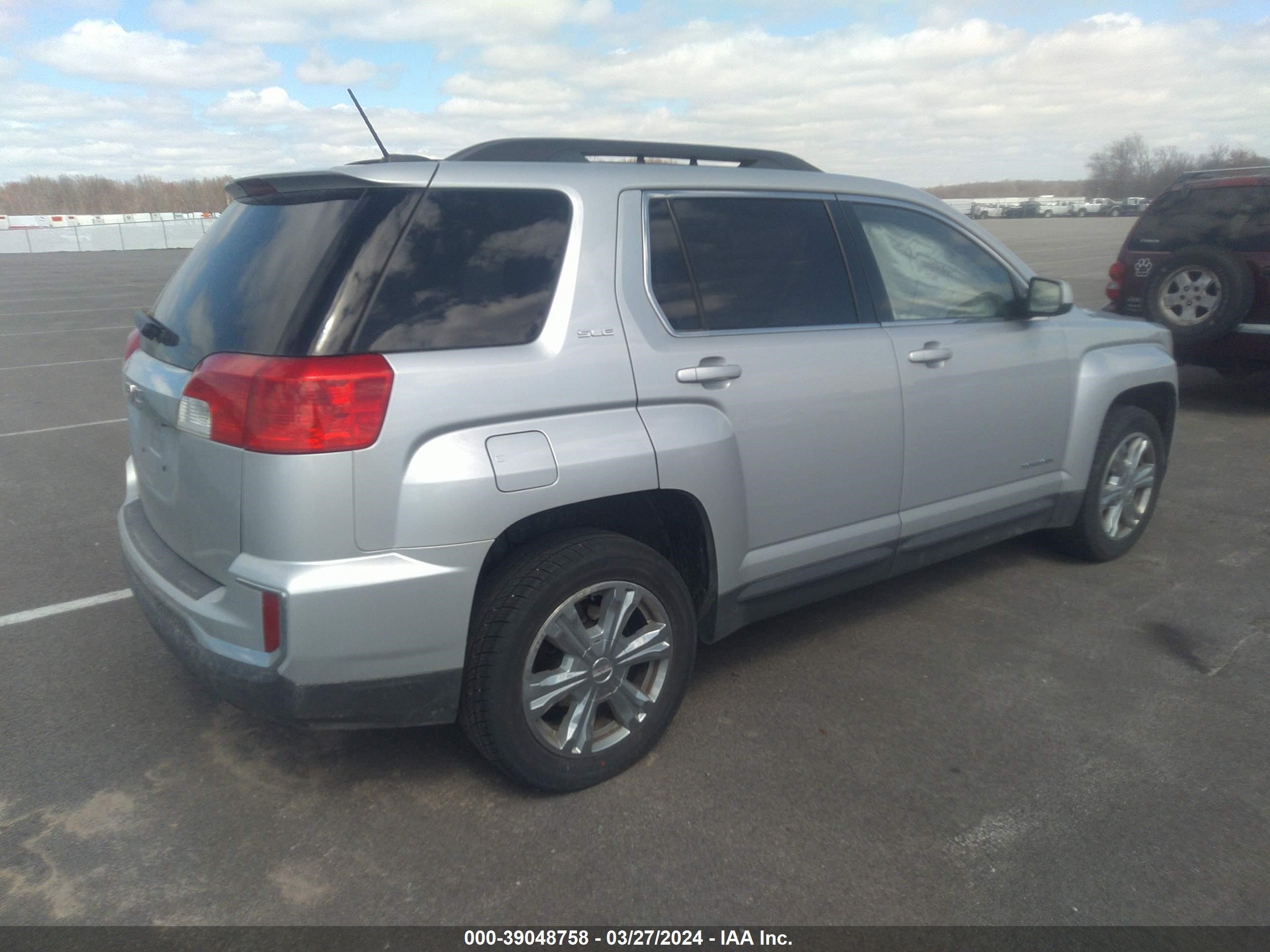 Photo 3 VIN: 2GKALNEK8H6157561 - GMC TERRAIN 