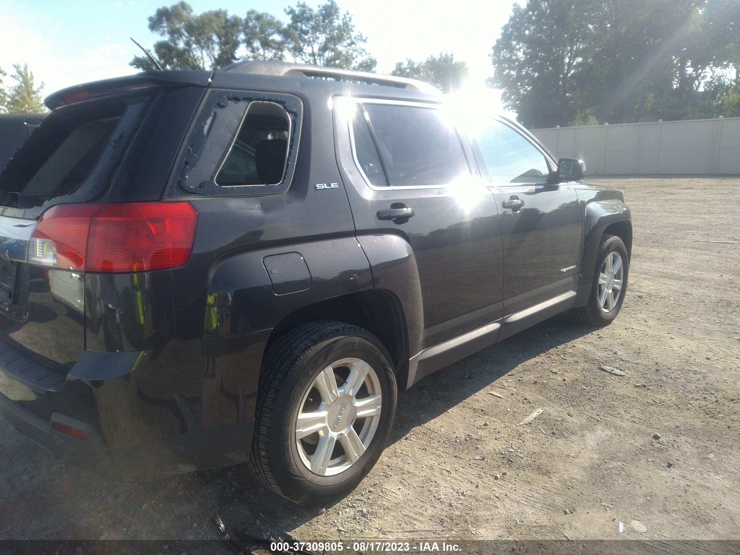 Photo 3 VIN: 2GKALREK0F6354714 - GMC TERRAIN 