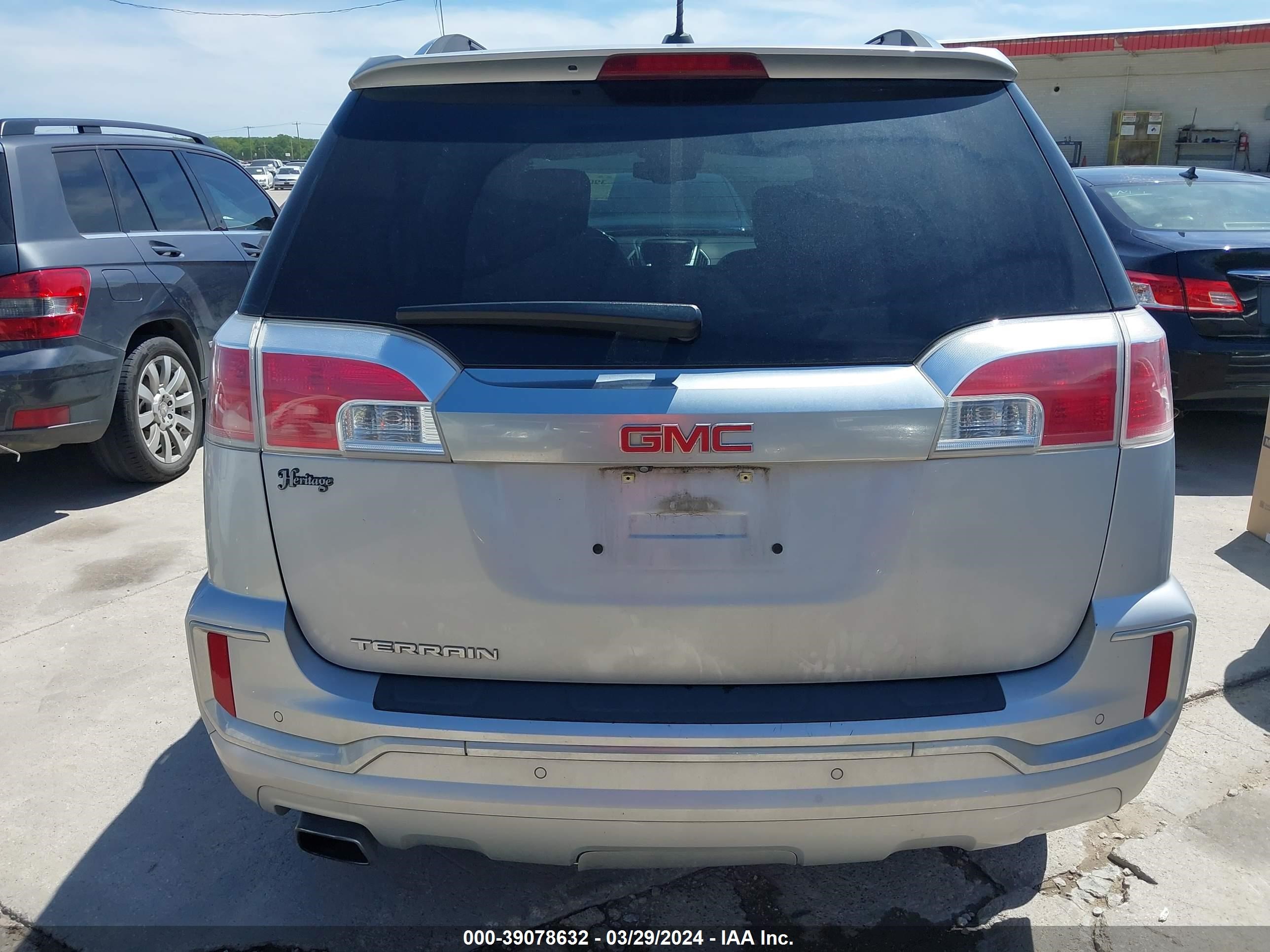 Photo 15 VIN: 2GKALREK1H6124831 - GMC TERRAIN 