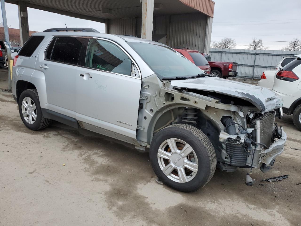 Photo 3 VIN: 2GKALREK2F6165675 - GMC TERRAIN 