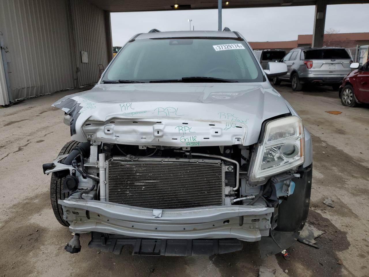 Photo 4 VIN: 2GKALREK2F6165675 - GMC TERRAIN 