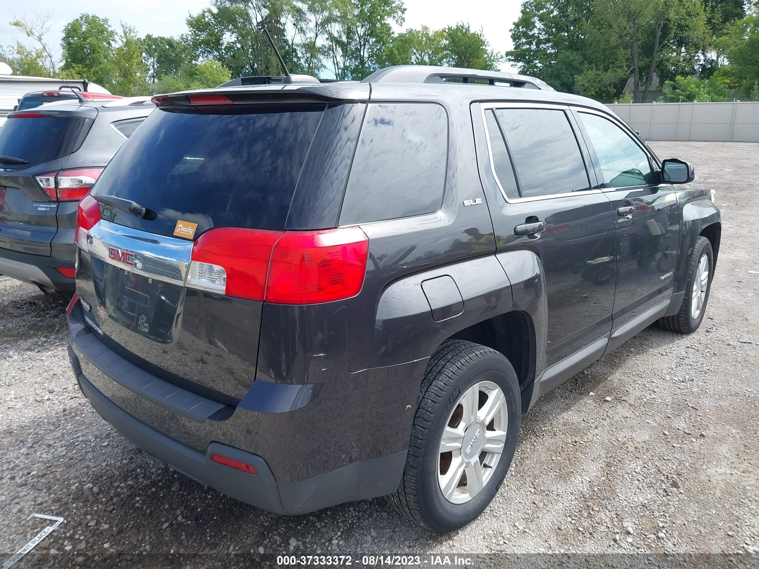 Photo 3 VIN: 2GKALREK2F6300640 - GMC TERRAIN 