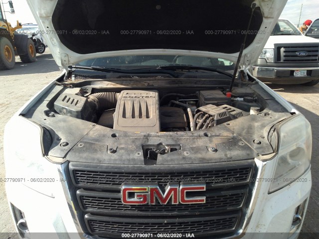 Photo 9 VIN: 2GKALREK8F6130946 - GMC TERRAIN 