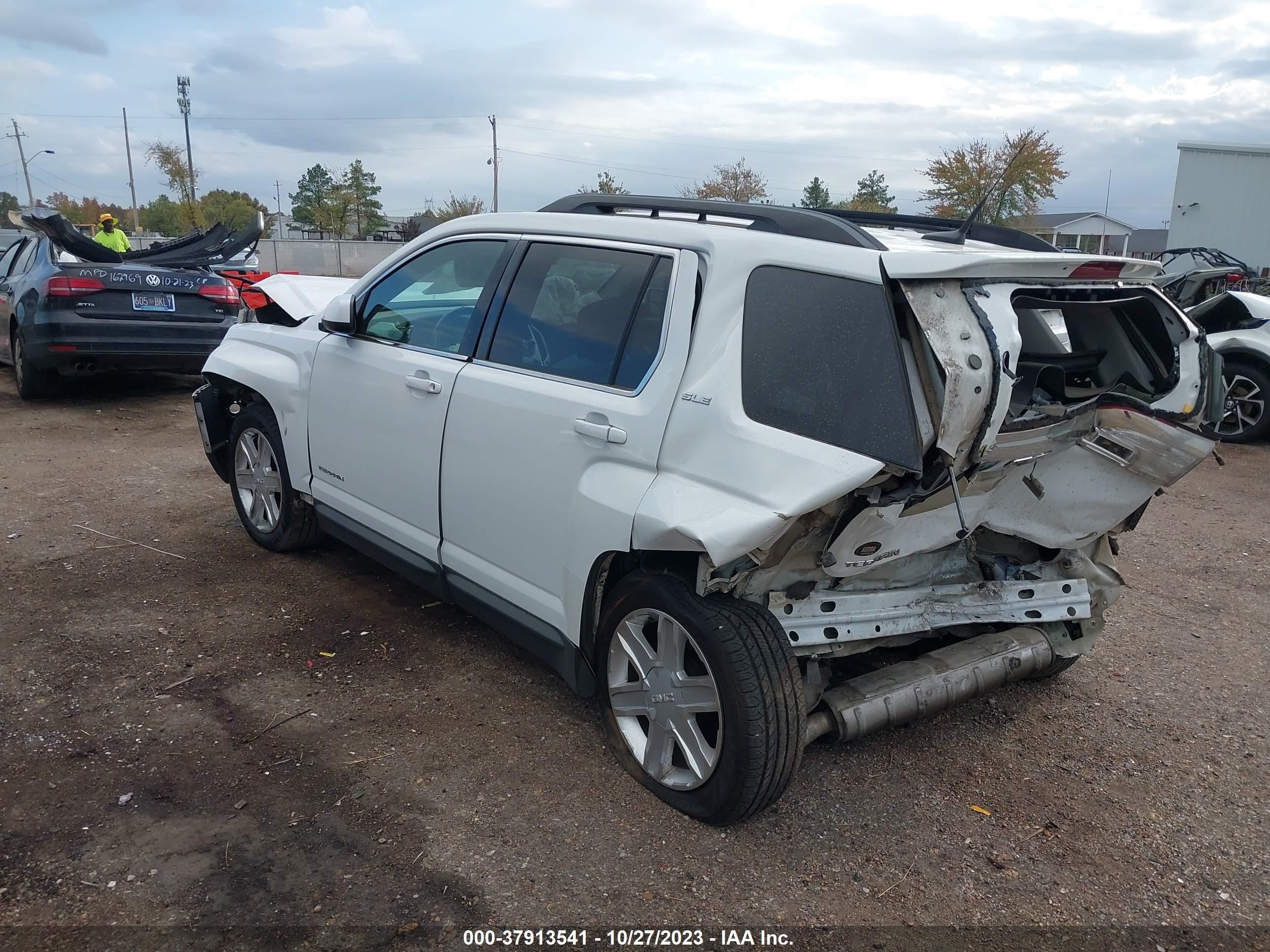 Photo 2 VIN: 2GKALSEK1C6310952 - GMC TERRAIN 