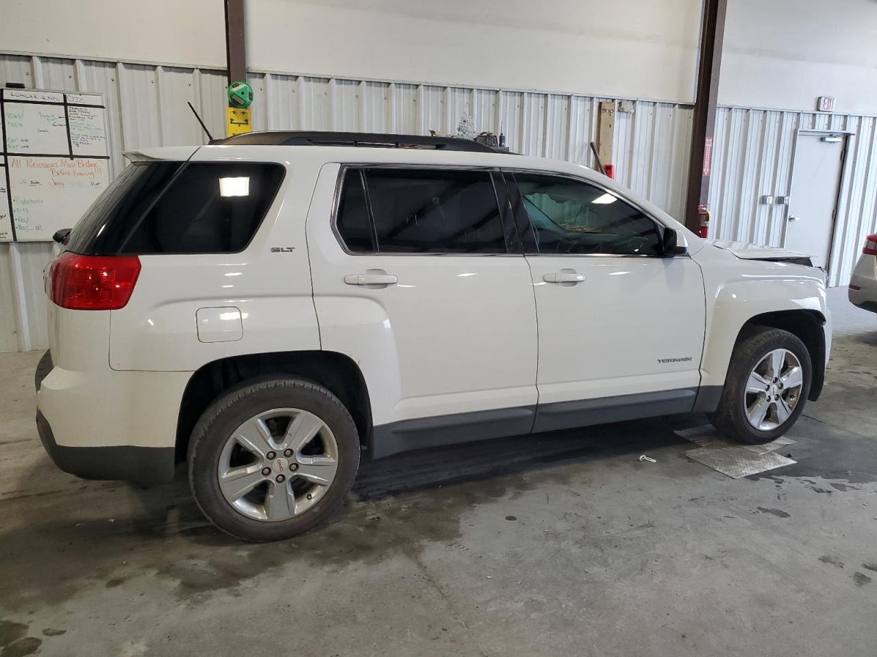 Photo 2 VIN: 2GKALSEK3F6123636 - GMC TERRAIN 