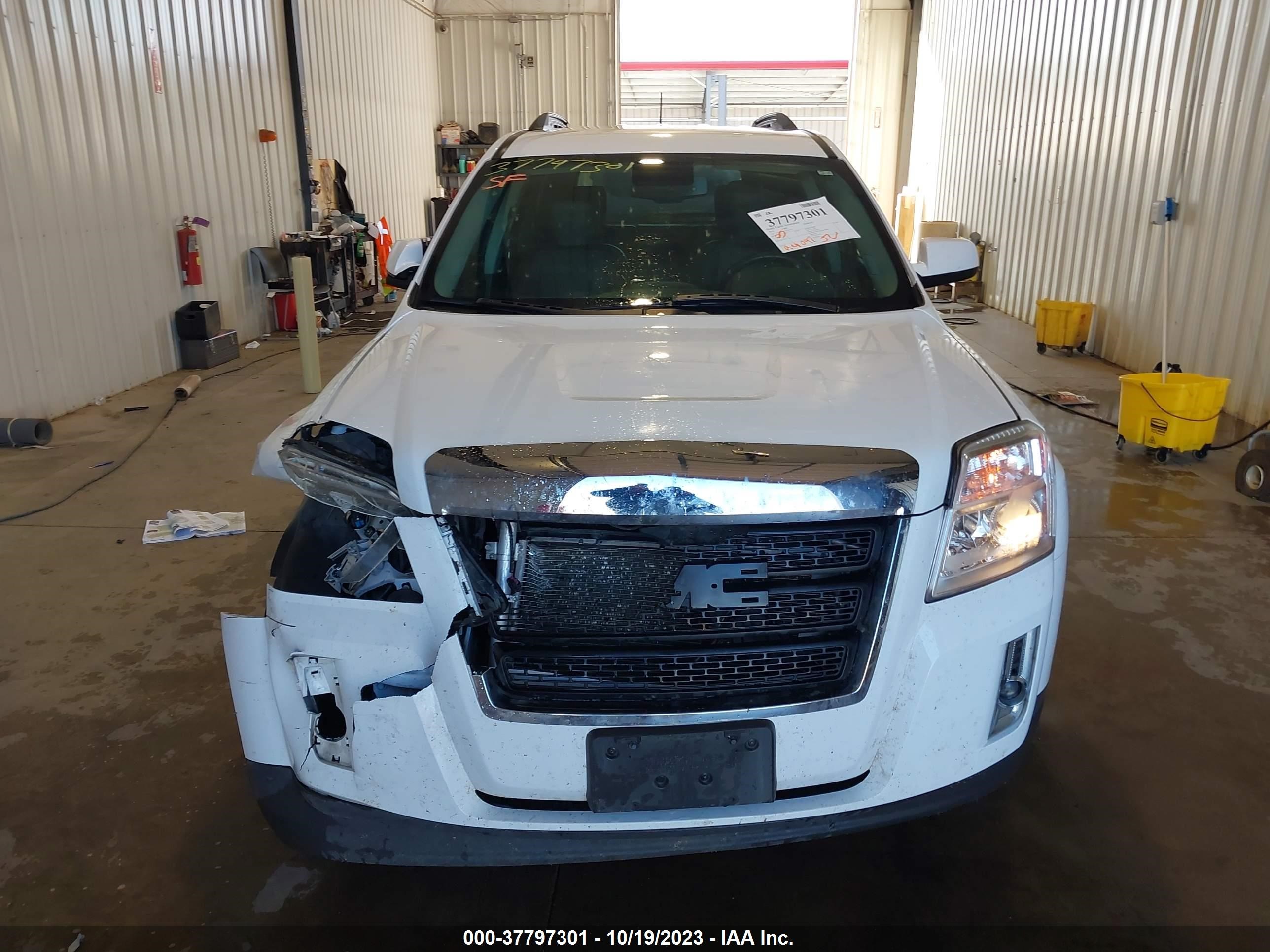 Photo 11 VIN: 2GKALSEK5E6351734 - GMC TERRAIN 