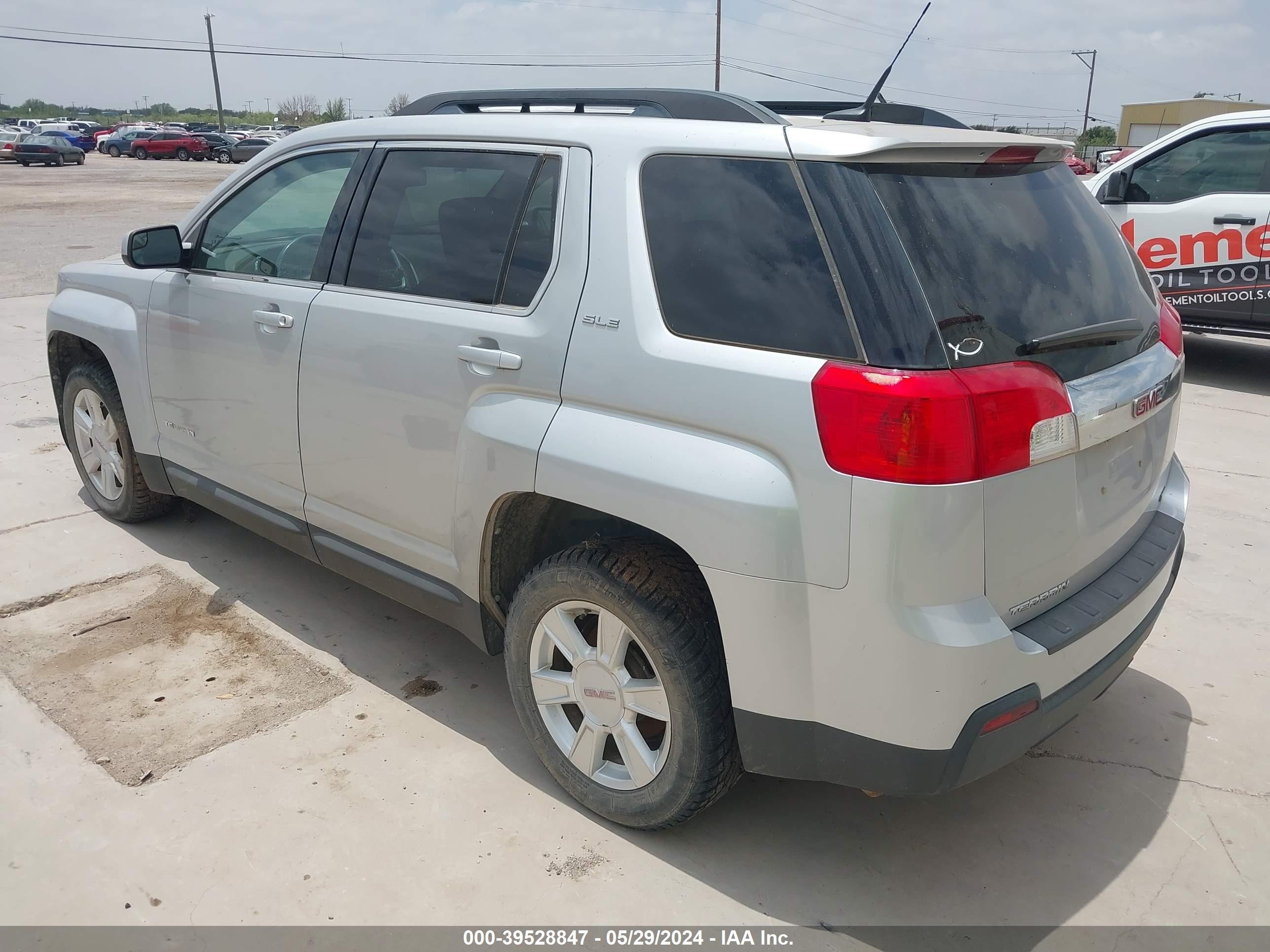 Photo 2 VIN: 2GKALSEK8C6148799 - GMC TERRAIN 