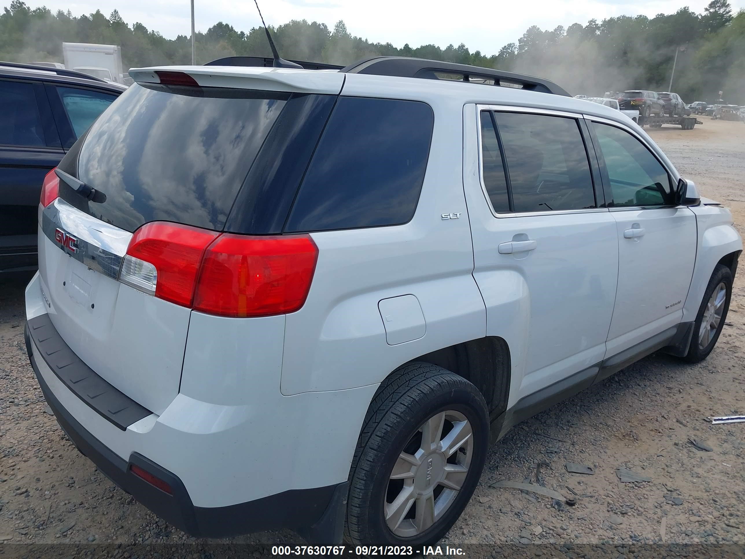 Photo 3 VIN: 2GKALUEK0D6367088 - GMC TERRAIN 