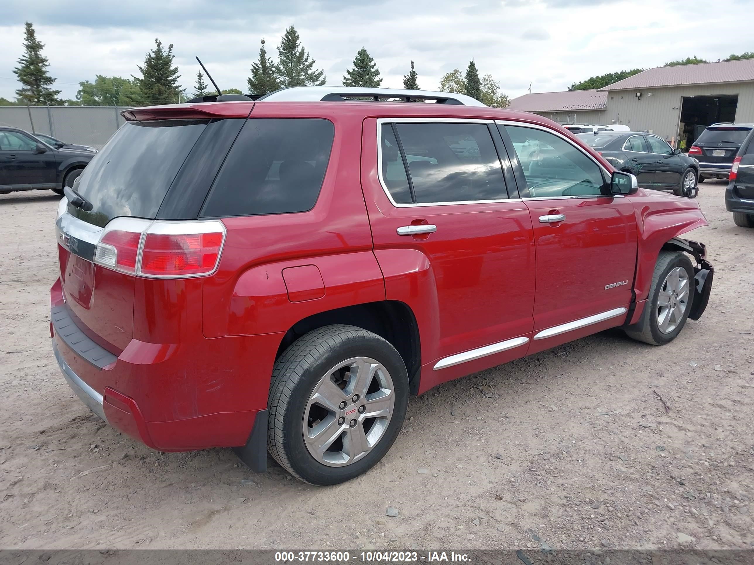 Photo 3 VIN: 2GKALUEK5F6400962 - GMC TERRAIN 