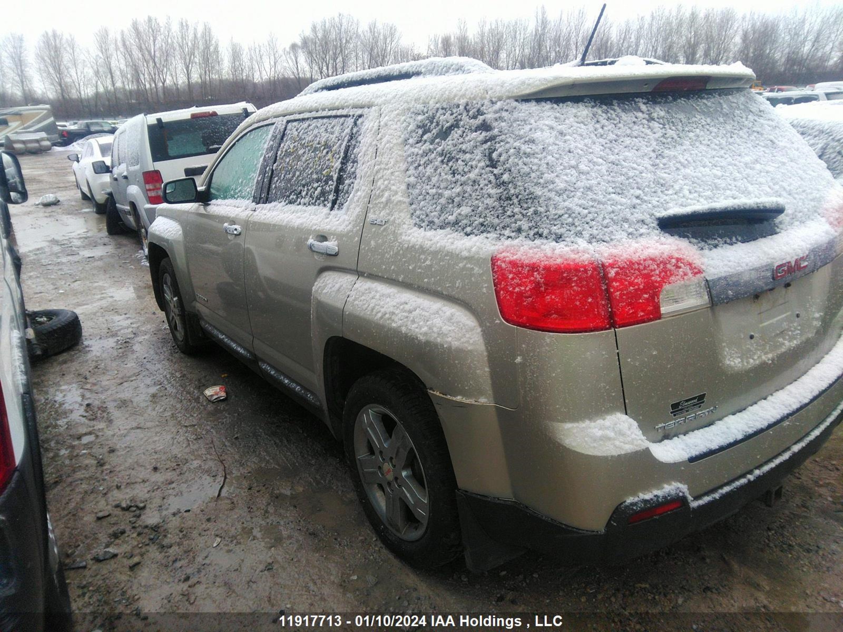 Photo 2 VIN: 2GKALUEK7D6228947 - GMC TERRAIN 