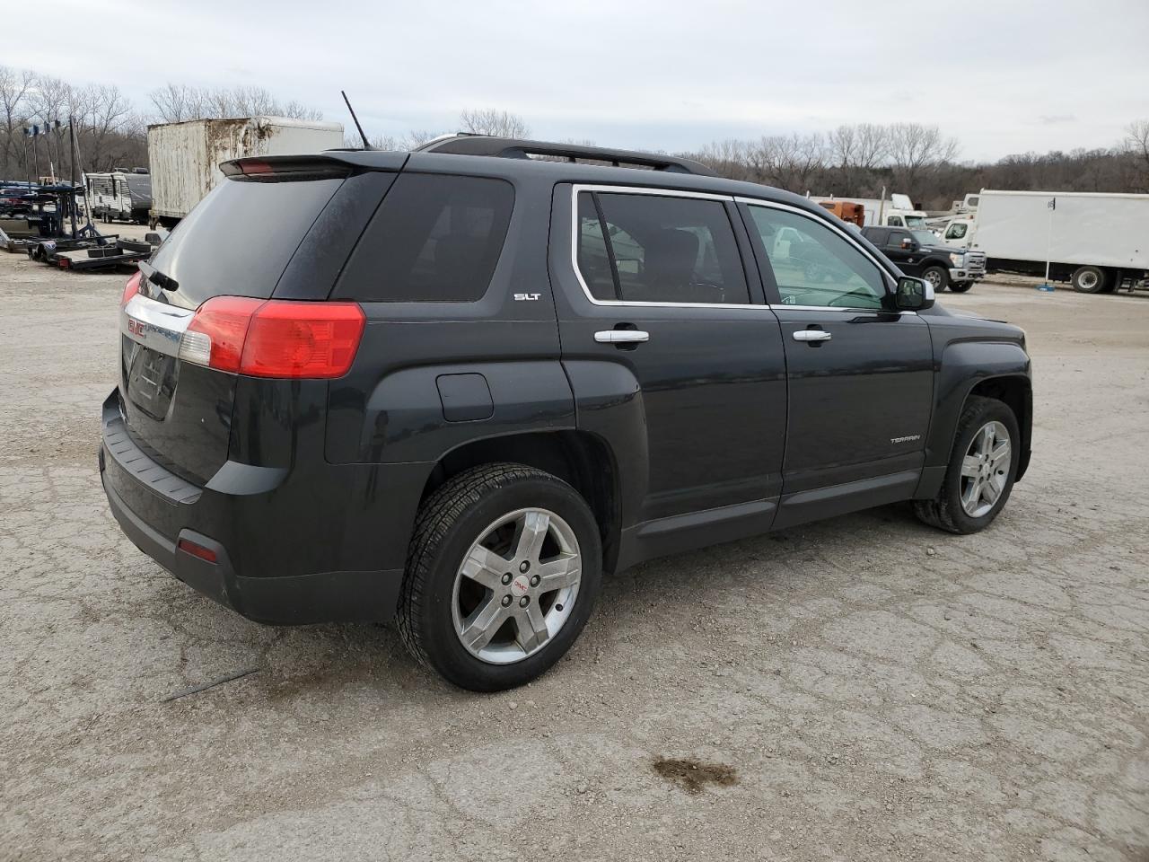 Photo 2 VIN: 2GKALUEK9D6298692 - GMC TERRAIN 