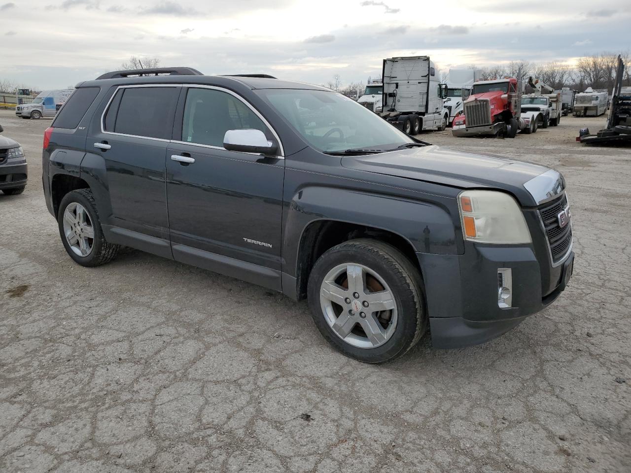 Photo 3 VIN: 2GKALUEK9D6298692 - GMC TERRAIN 