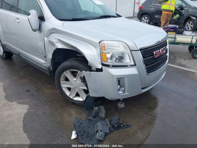 Photo 5 VIN: 2GKALUEKXC6163302 - GMC TERRAIN 