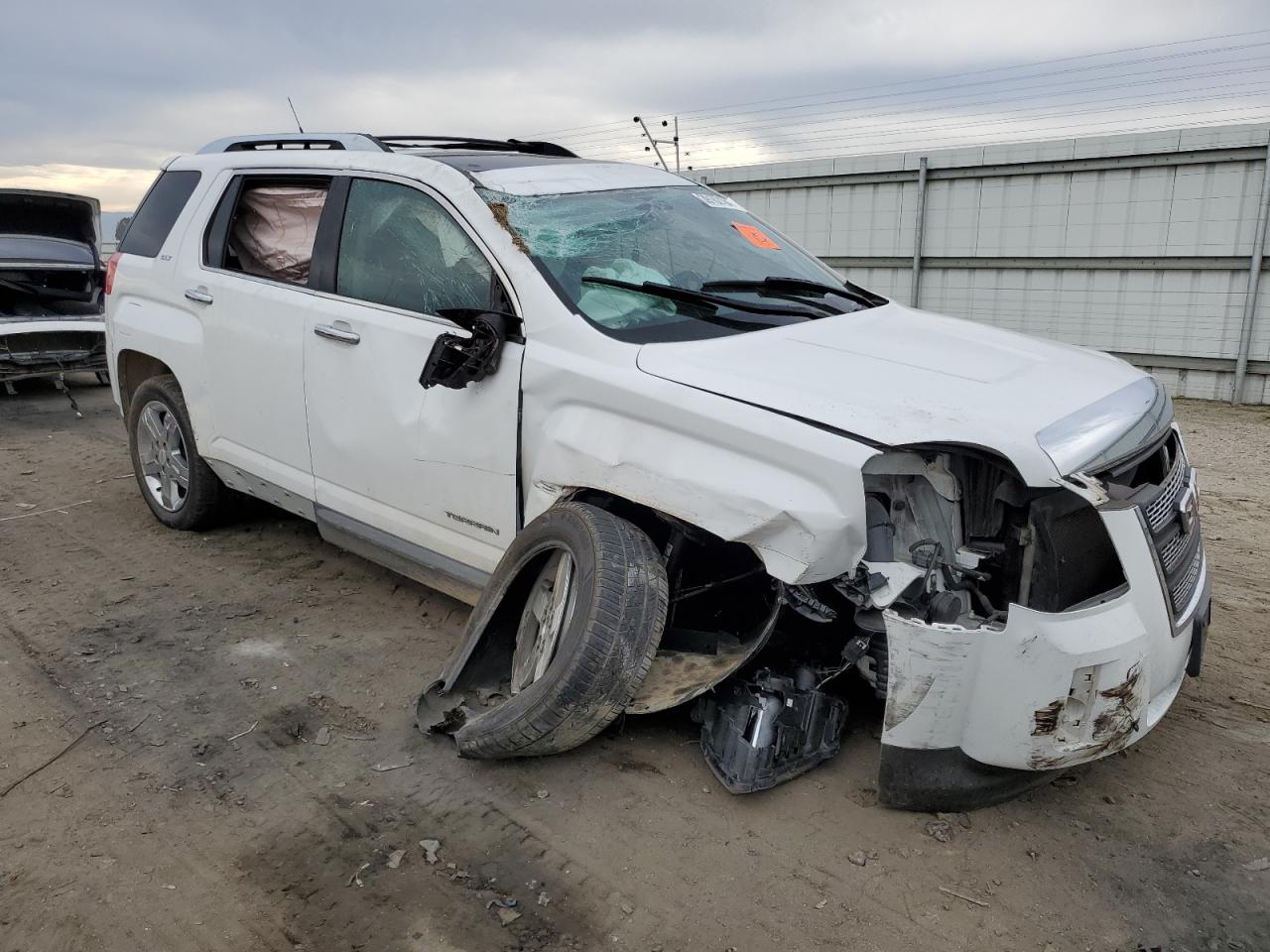 Photo 3 VIN: 2GKALWEK1C6244524 - GMC TERRAIN 