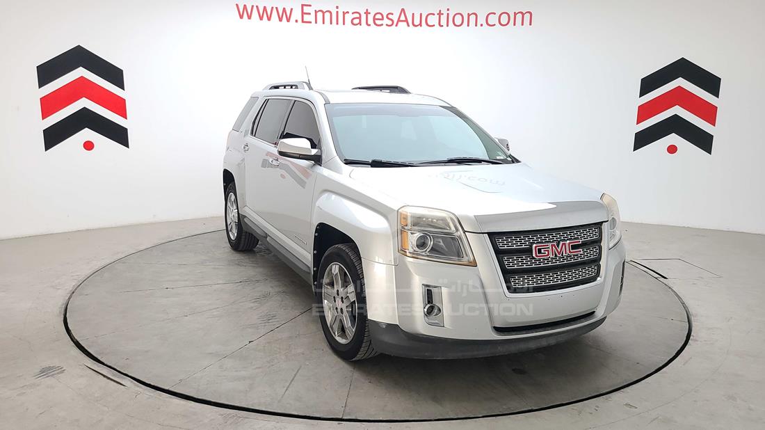 Photo 2 VIN: 2GKALWEK6C6118823 - GMC TERRAIN 