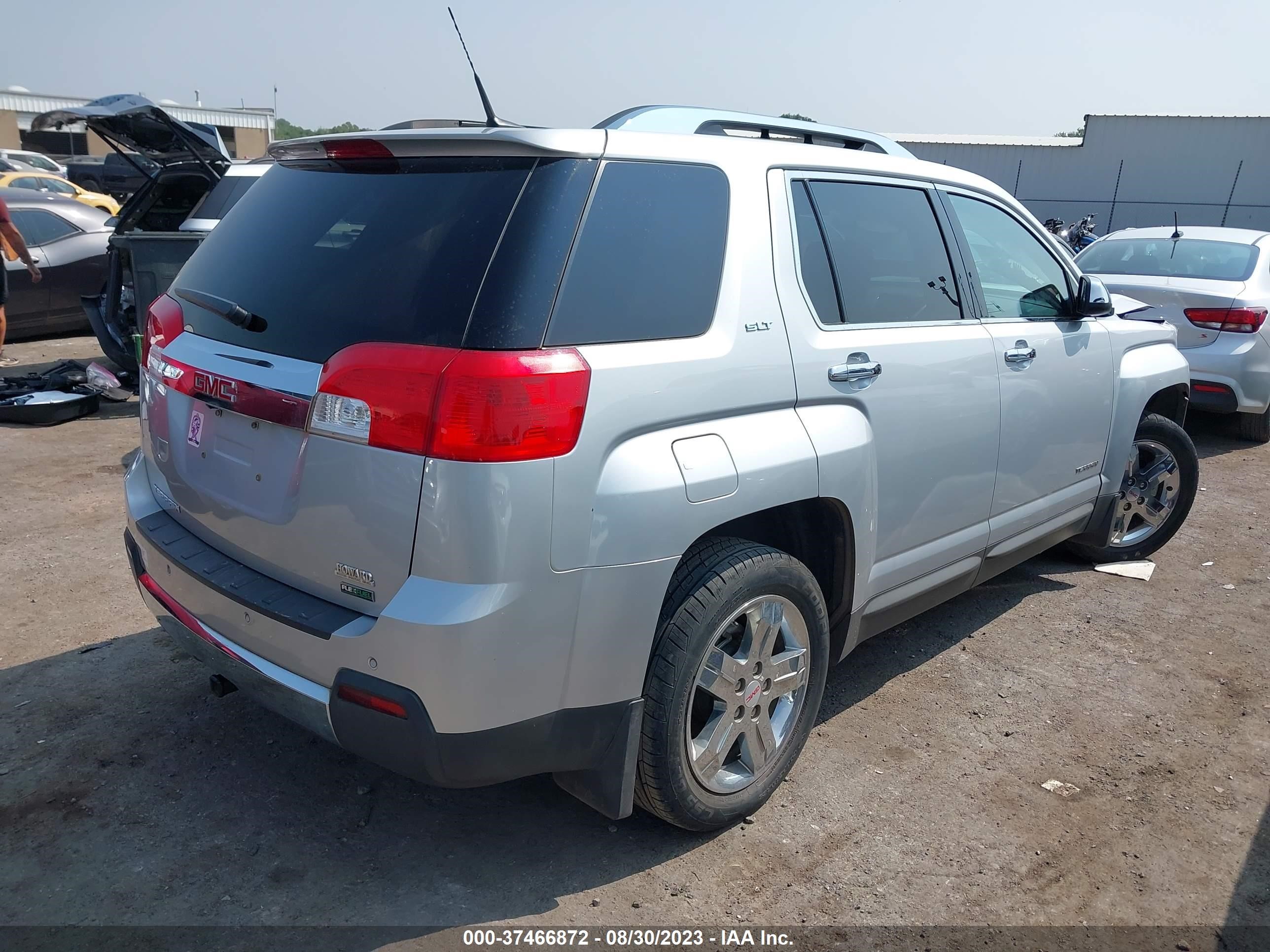 Photo 3 VIN: 2GKALWEK6C6174907 - GMC TERRAIN 