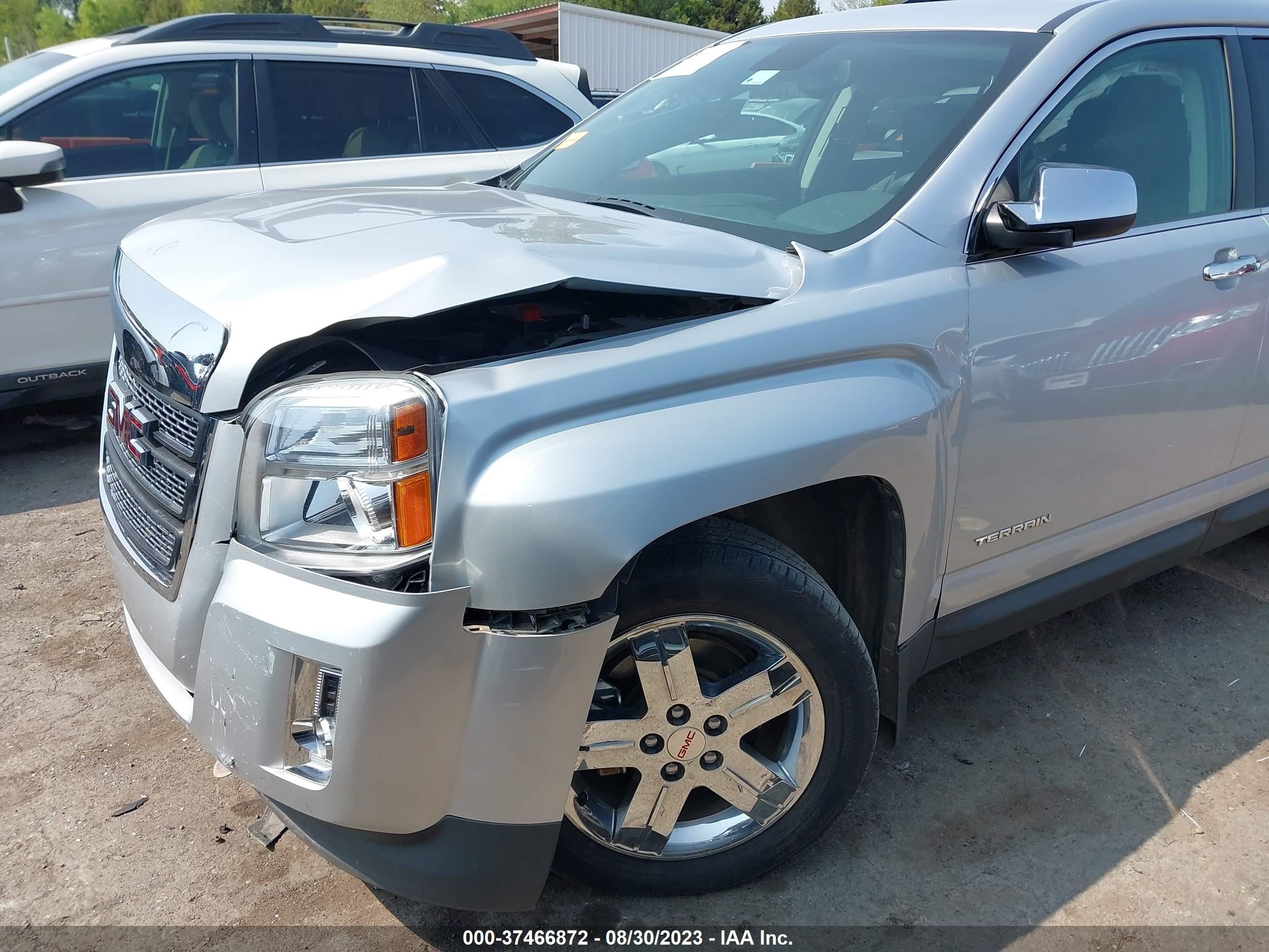 Photo 5 VIN: 2GKALWEK6C6174907 - GMC TERRAIN 