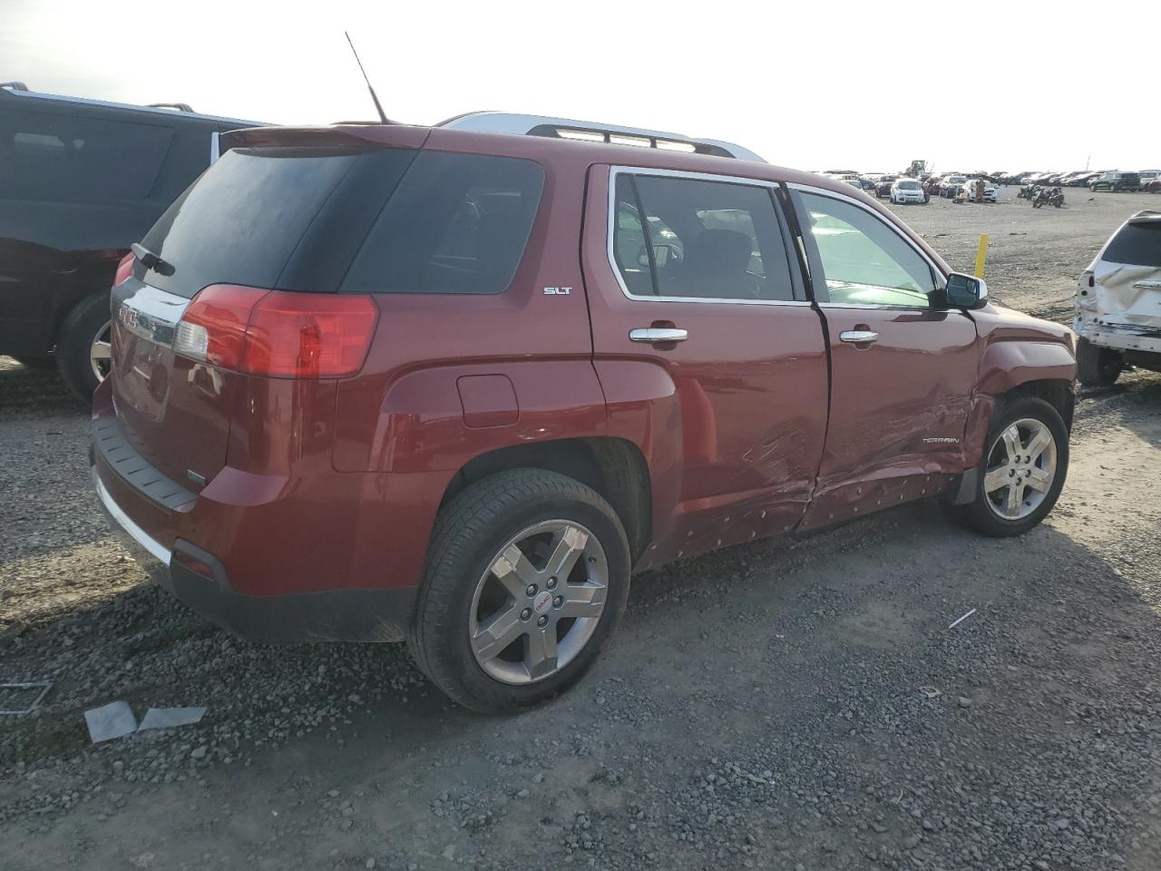 Photo 2 VIN: 2GKALWEK6C6279737 - GMC TERRAIN 