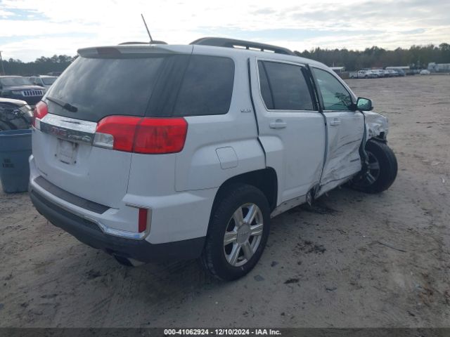 Photo 3 VIN: 2GKFLNE30G6113728 - GMC TERRAIN 