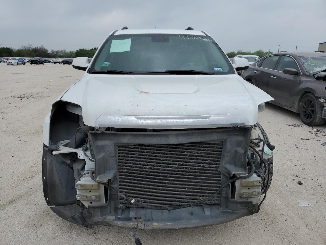 Photo 4 VIN: 2GKFLNE34G6113392 - GMC TERRAIN 