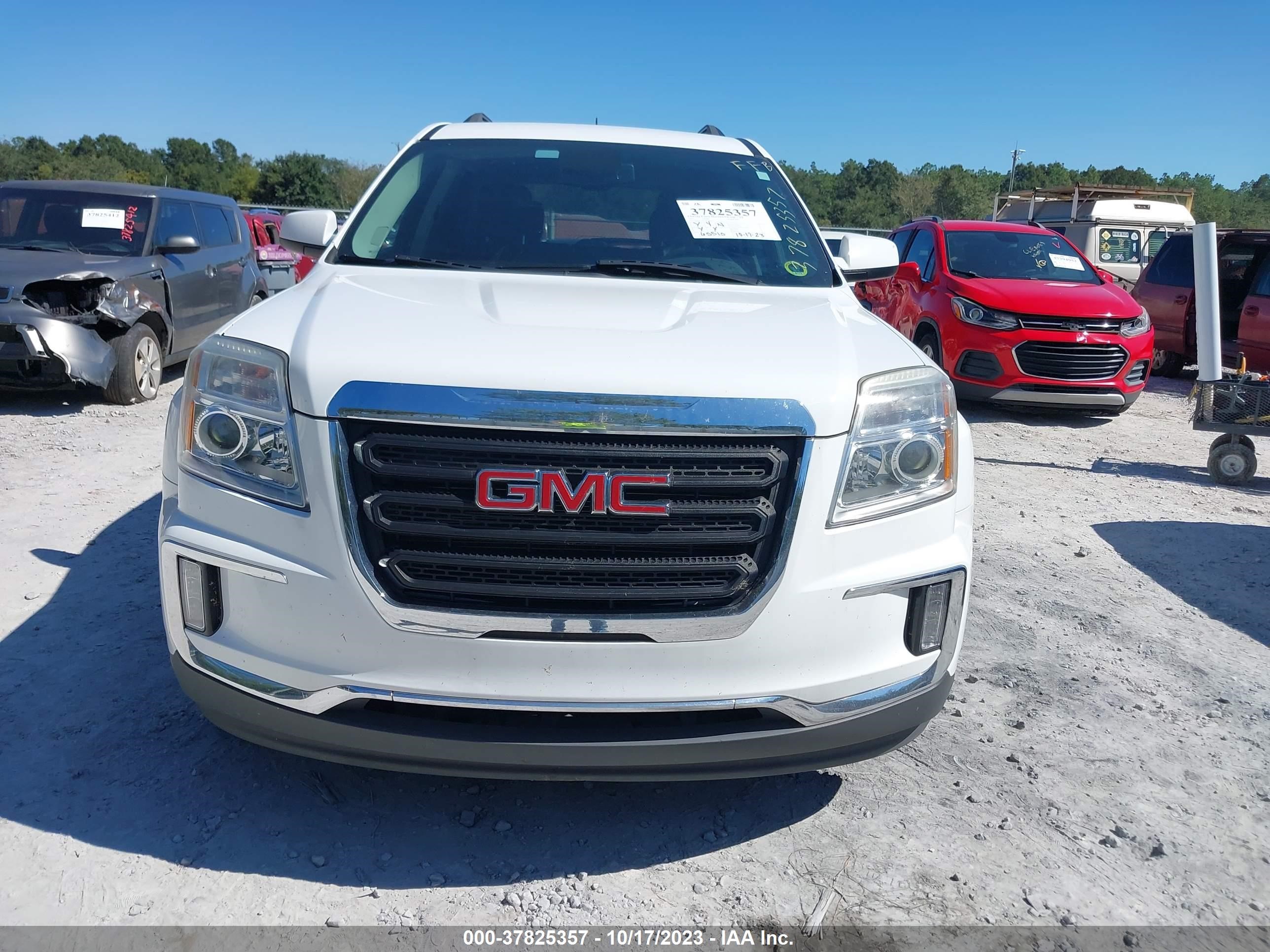 Photo 11 VIN: 2GKFLNE35H6282841 - GMC TERRAIN 