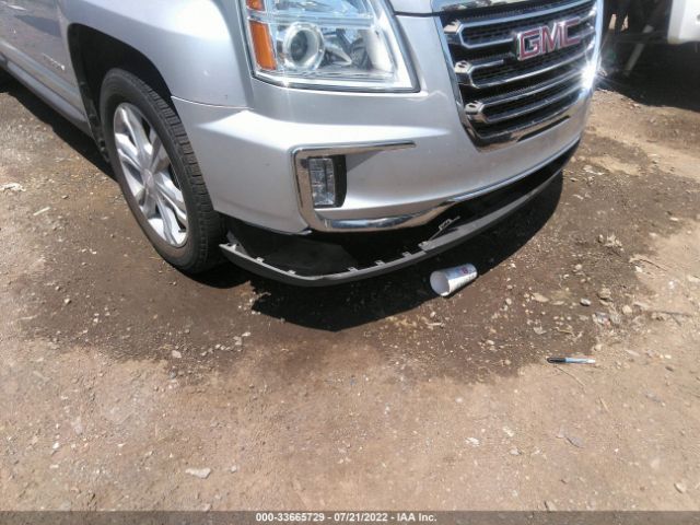 Photo 5 VIN: 2GKFLPE33H6329649 - GMC TERRAIN 