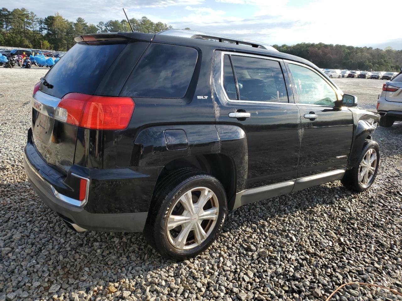 Photo 2 VIN: 2GKFLPE34G6266060 - GMC TERRAIN 