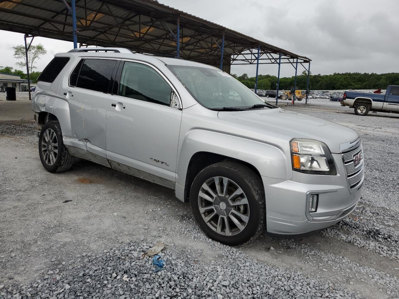 Photo 4 VIN: 2GKFLRE30H6162856 - GMC TERRAIN 