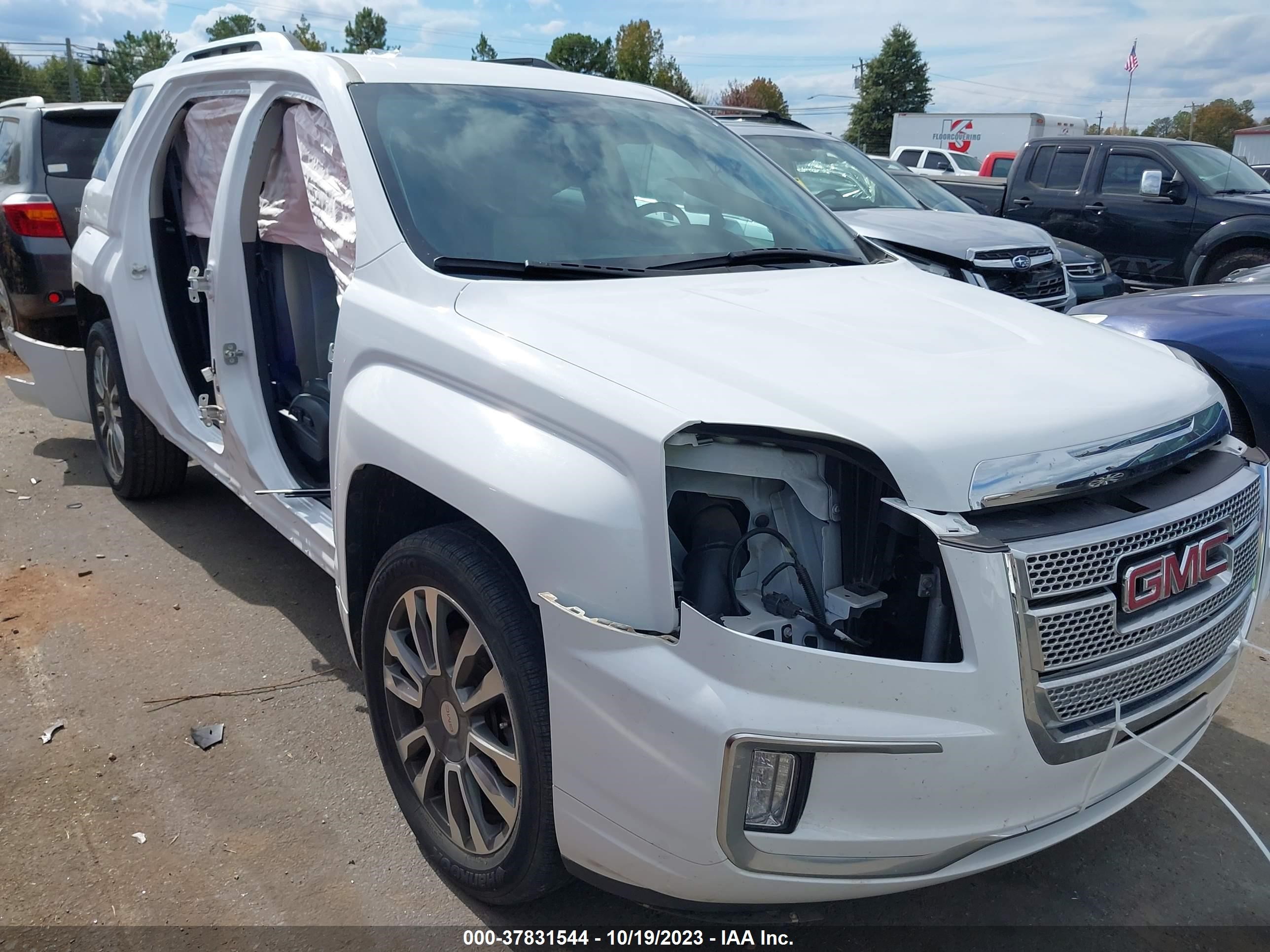 Photo 5 VIN: 2GKFLRE30H6273276 - GMC TERRAIN 