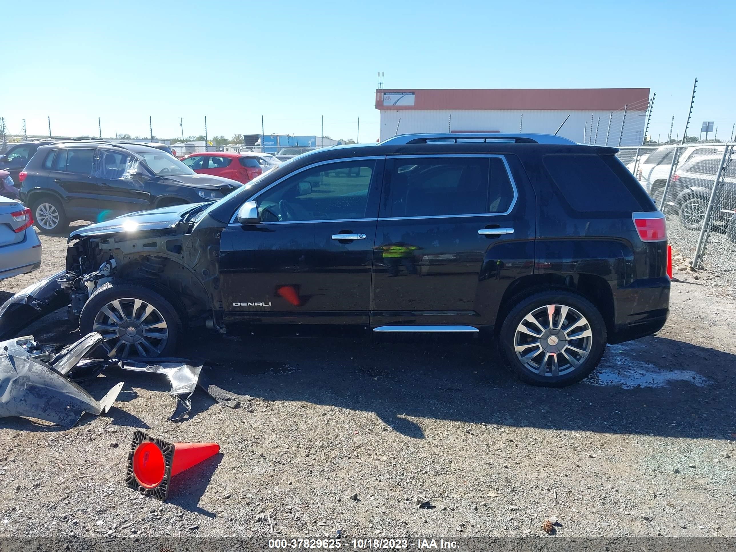 Photo 13 VIN: 2GKFLRE39H6299360 - GMC TERRAIN 