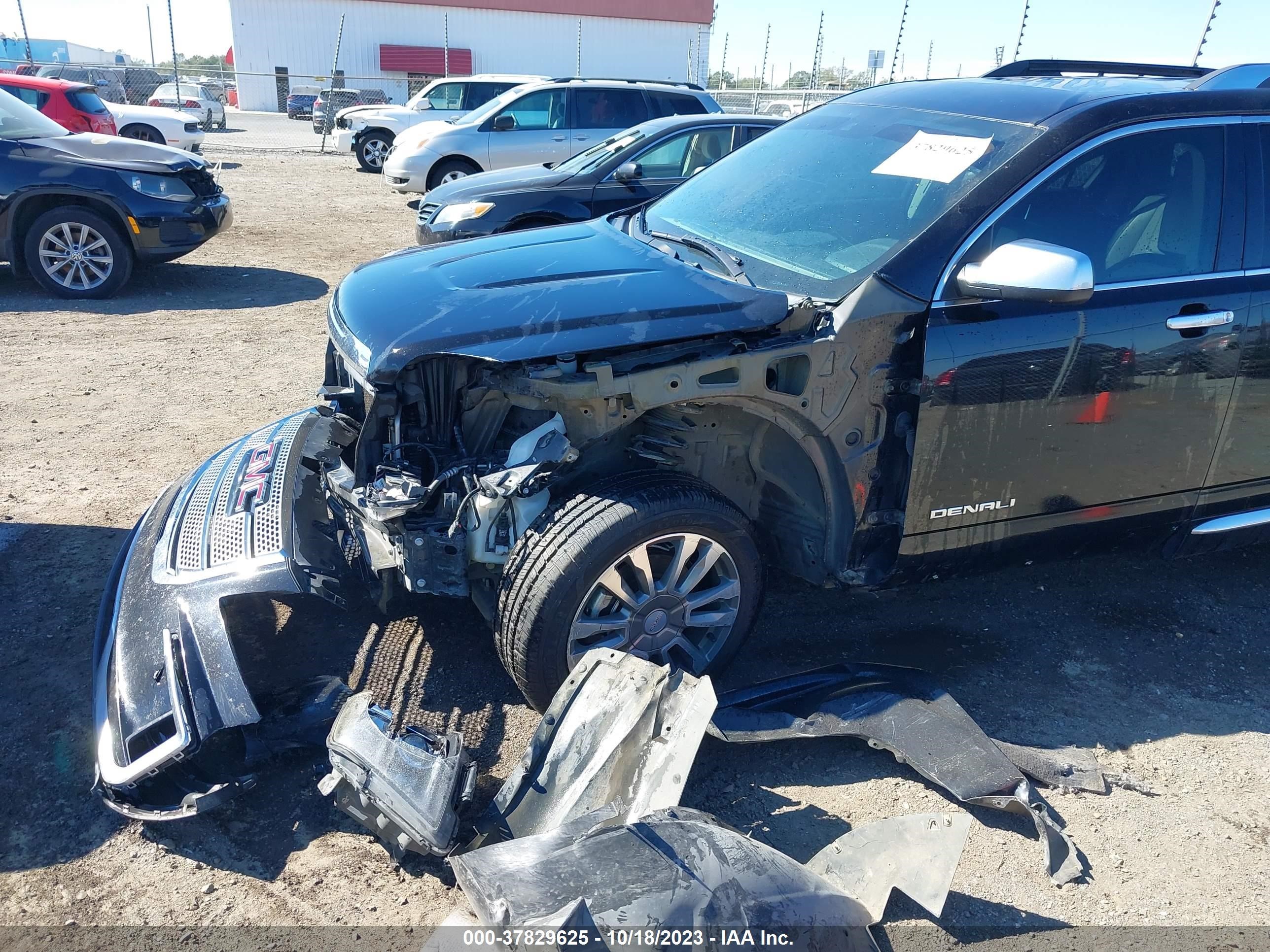 Photo 5 VIN: 2GKFLRE39H6299360 - GMC TERRAIN 