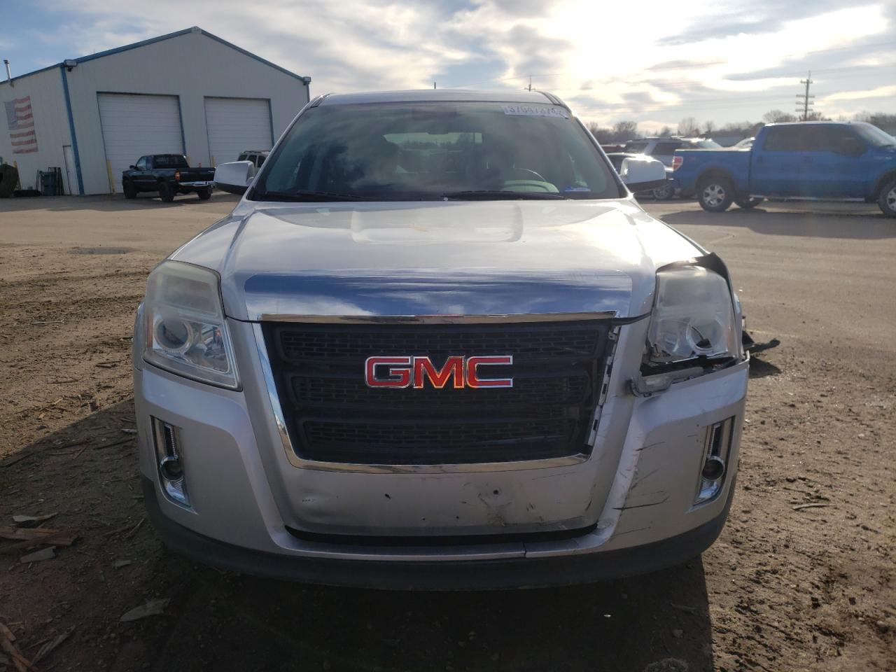 Photo 4 VIN: 2GKFLREK0D6241039 - GMC TERRAIN 