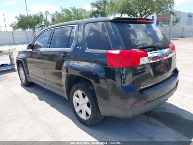 Photo 2 VIN: 2GKFLREK3C6208776 - GMC TERRAIN 