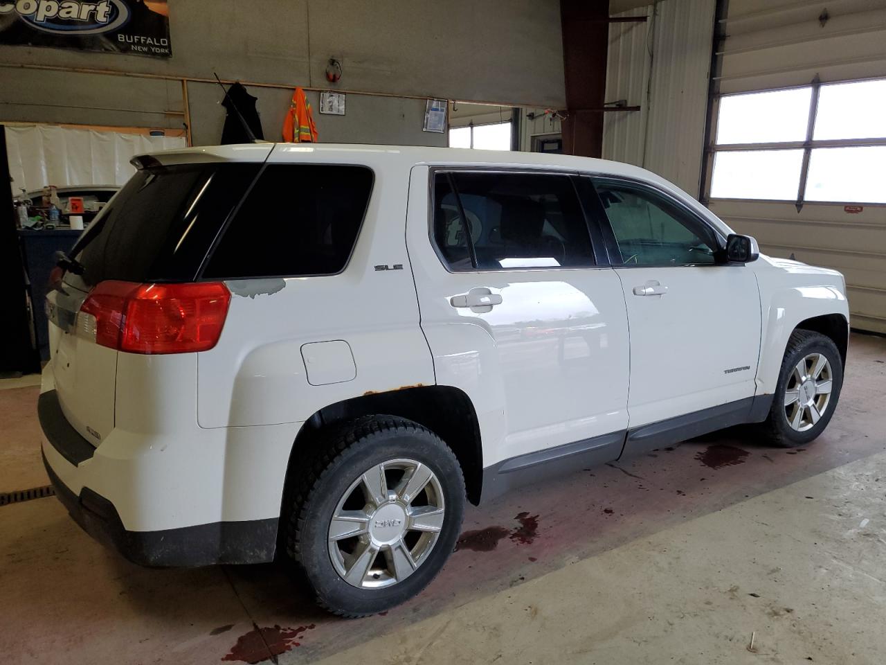 Photo 2 VIN: 2GKFLREK8C6258511 - GMC TERRAIN 