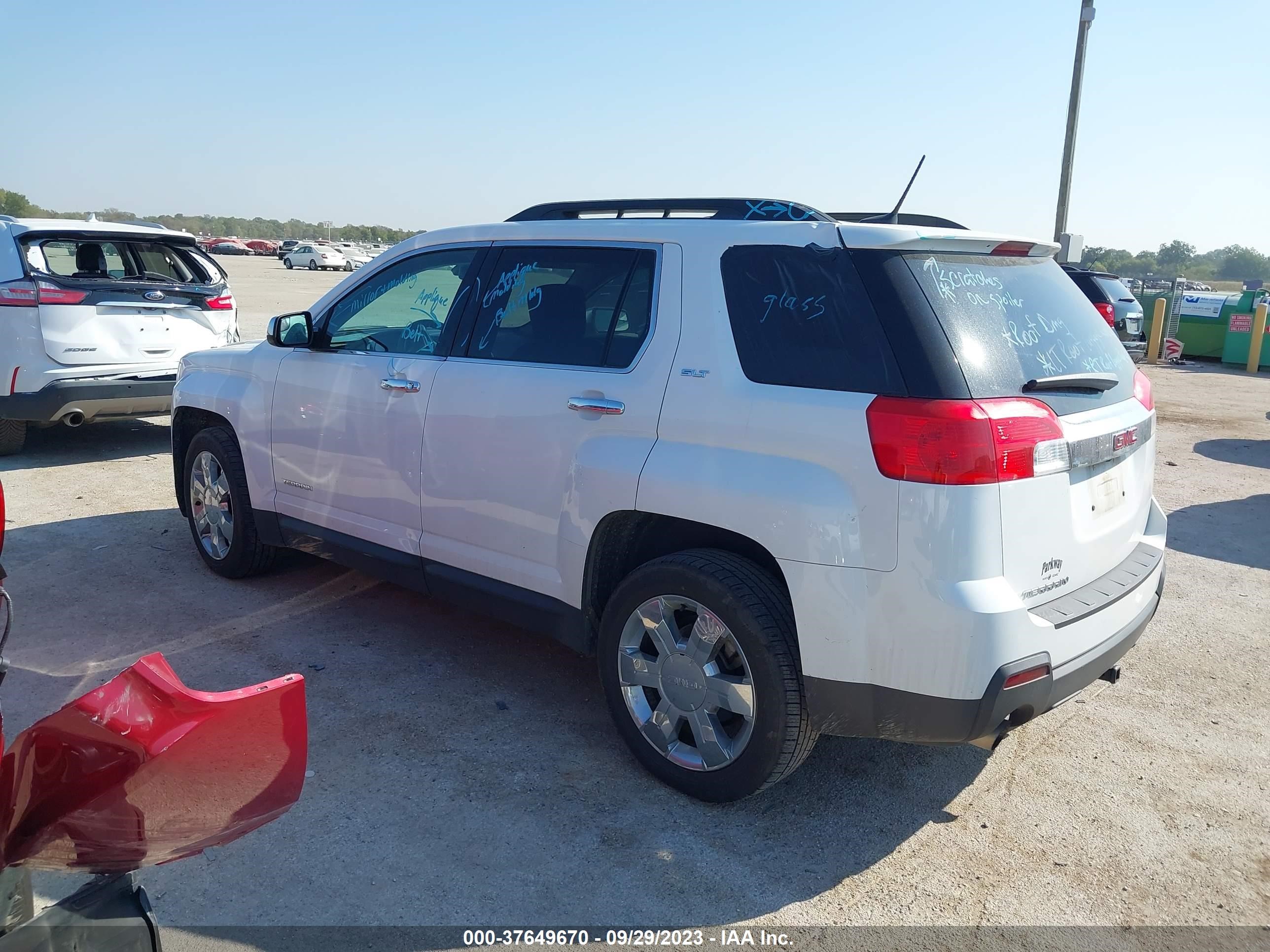 Photo 2 VIN: 2GKFLSE30E6236697 - GMC TERRAIN 