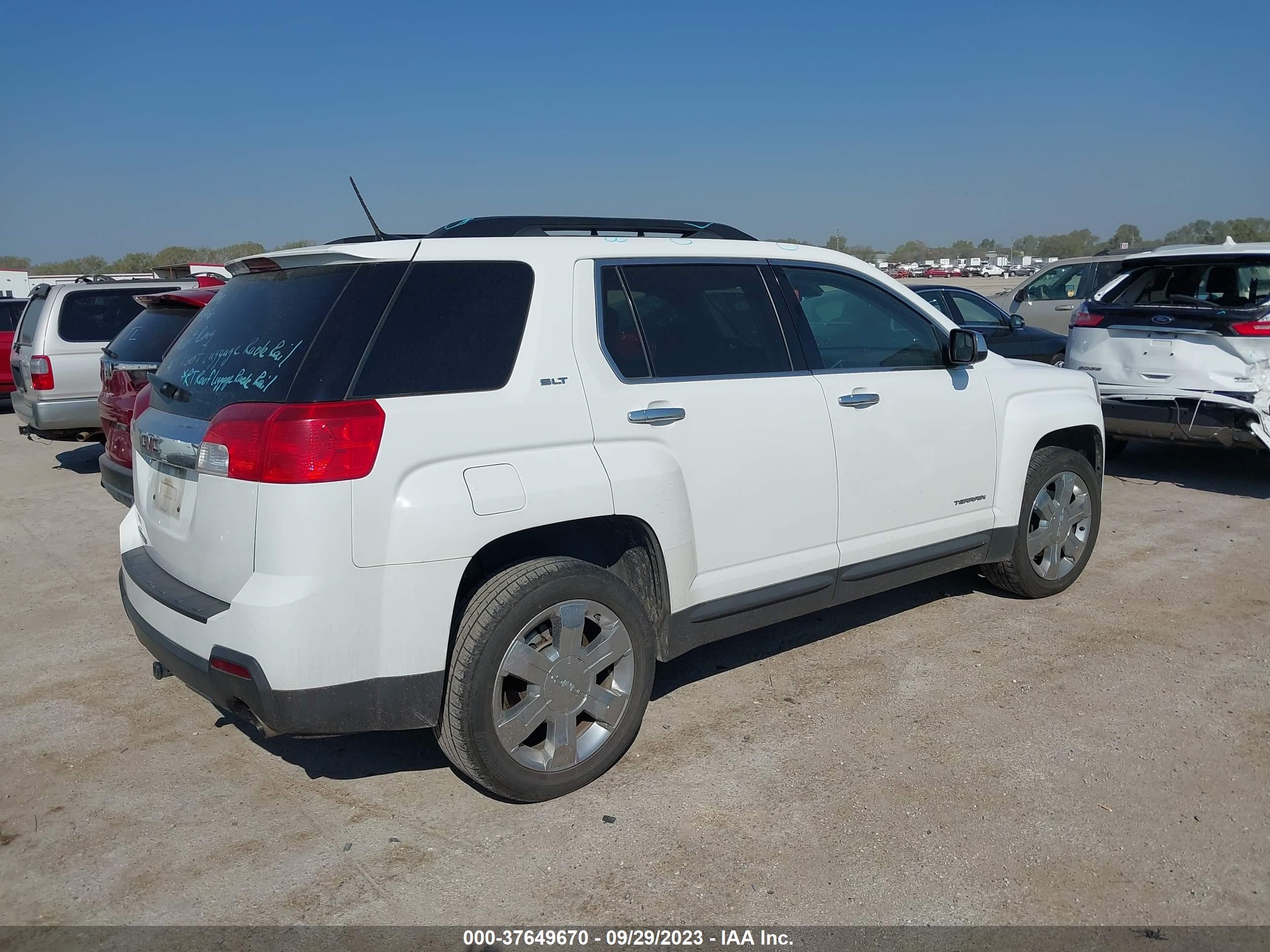 Photo 3 VIN: 2GKFLSE30E6236697 - GMC TERRAIN 