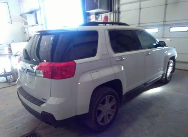 Photo 3 VIN: 2GKFLSE58C6152738 - GMC TERRAIN 