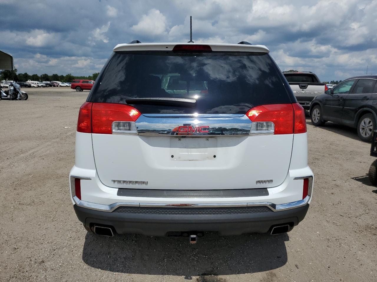 Photo 5 VIN: 2GKFLTE30H6322120 - GMC TERRAIN 