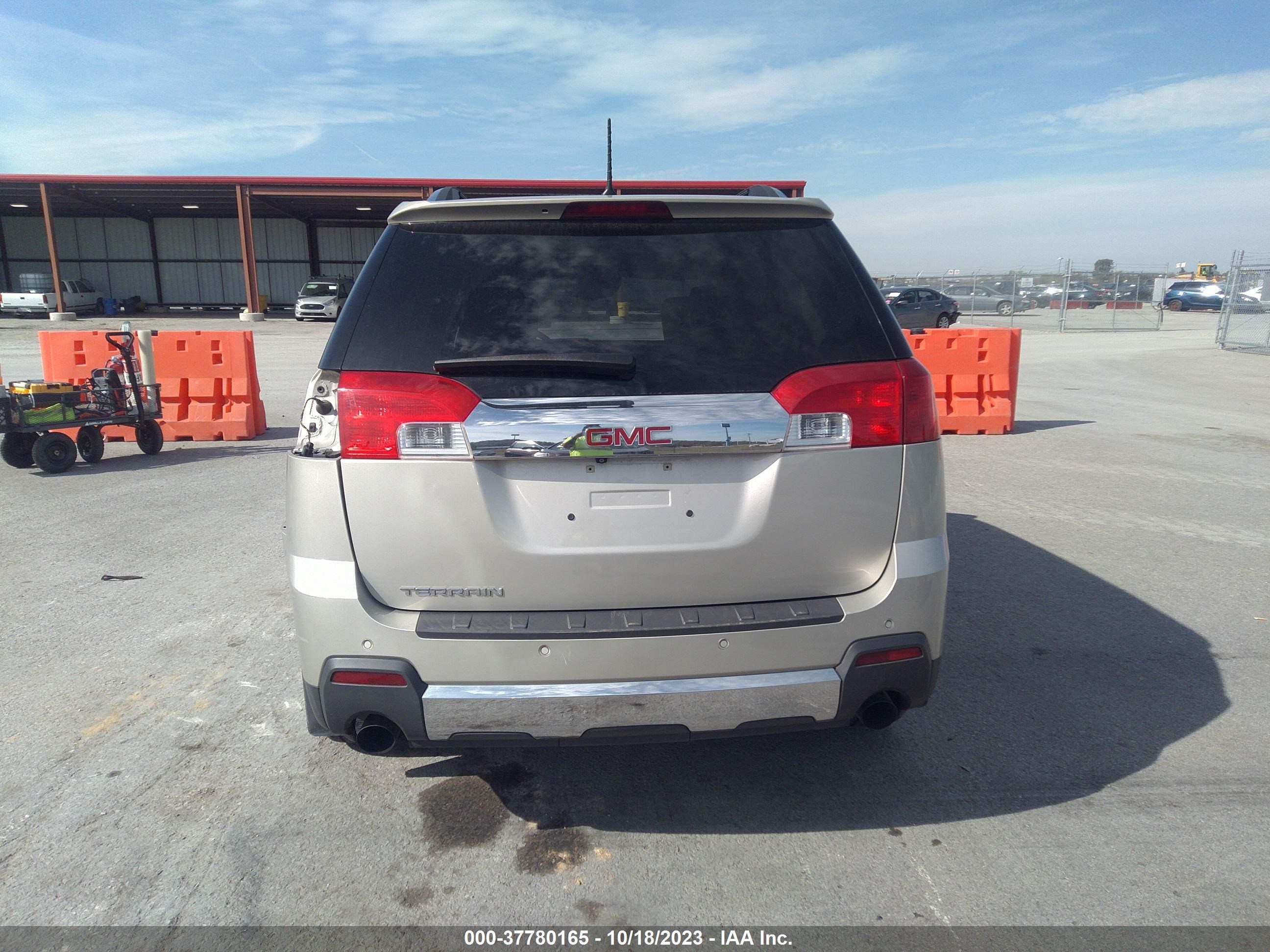 Photo 16 VIN: 2GKFLTE33E6239650 - GMC TERRAIN 