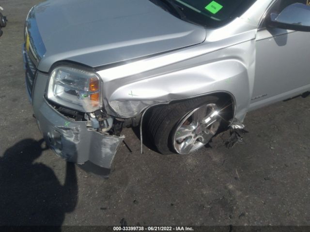 Photo 5 VIN: 2GKFLTE34F6304880 - GMC TERRAIN 