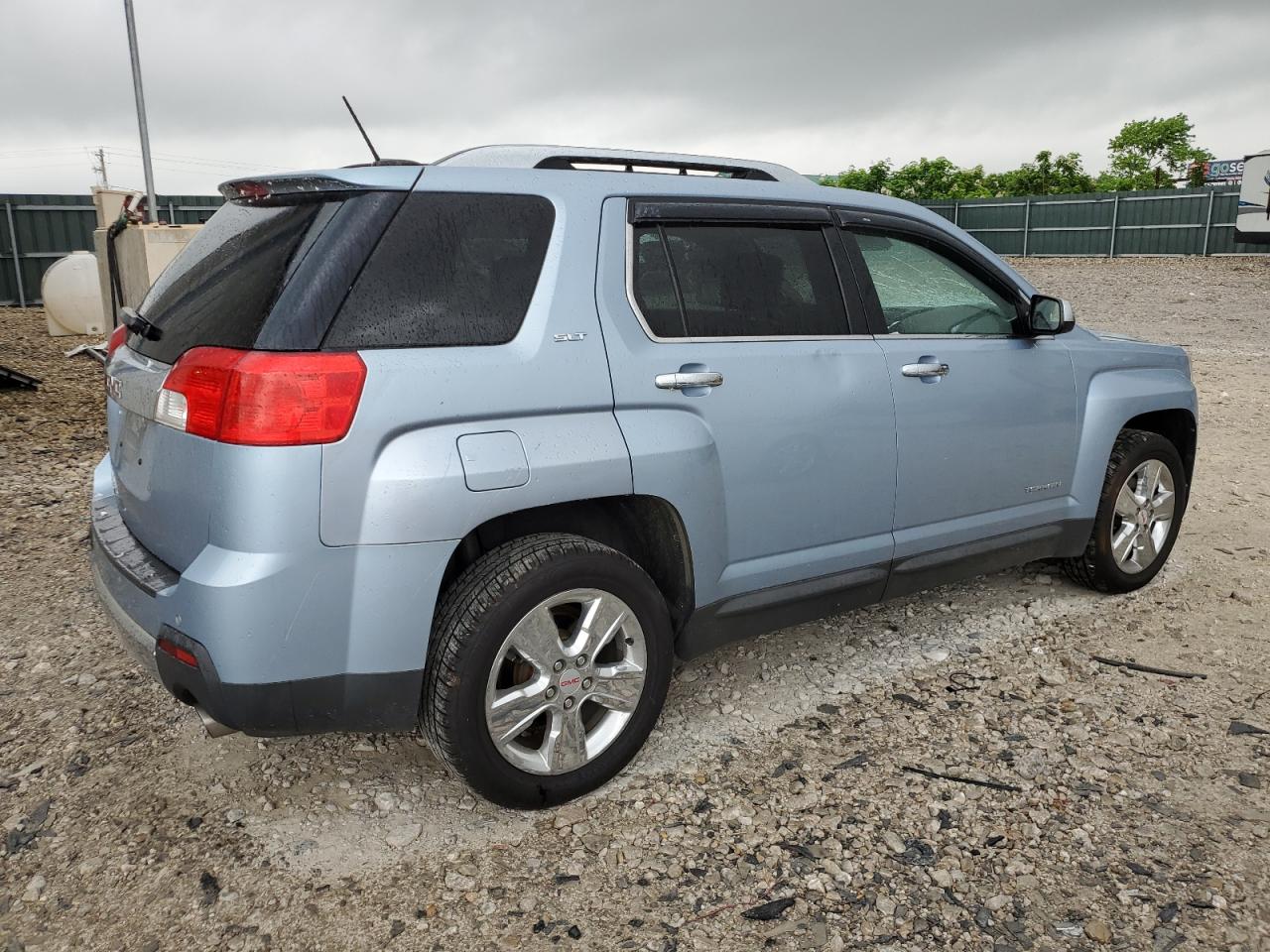 Photo 2 VIN: 2GKFLTE37F6332124 - GMC TERRAIN 