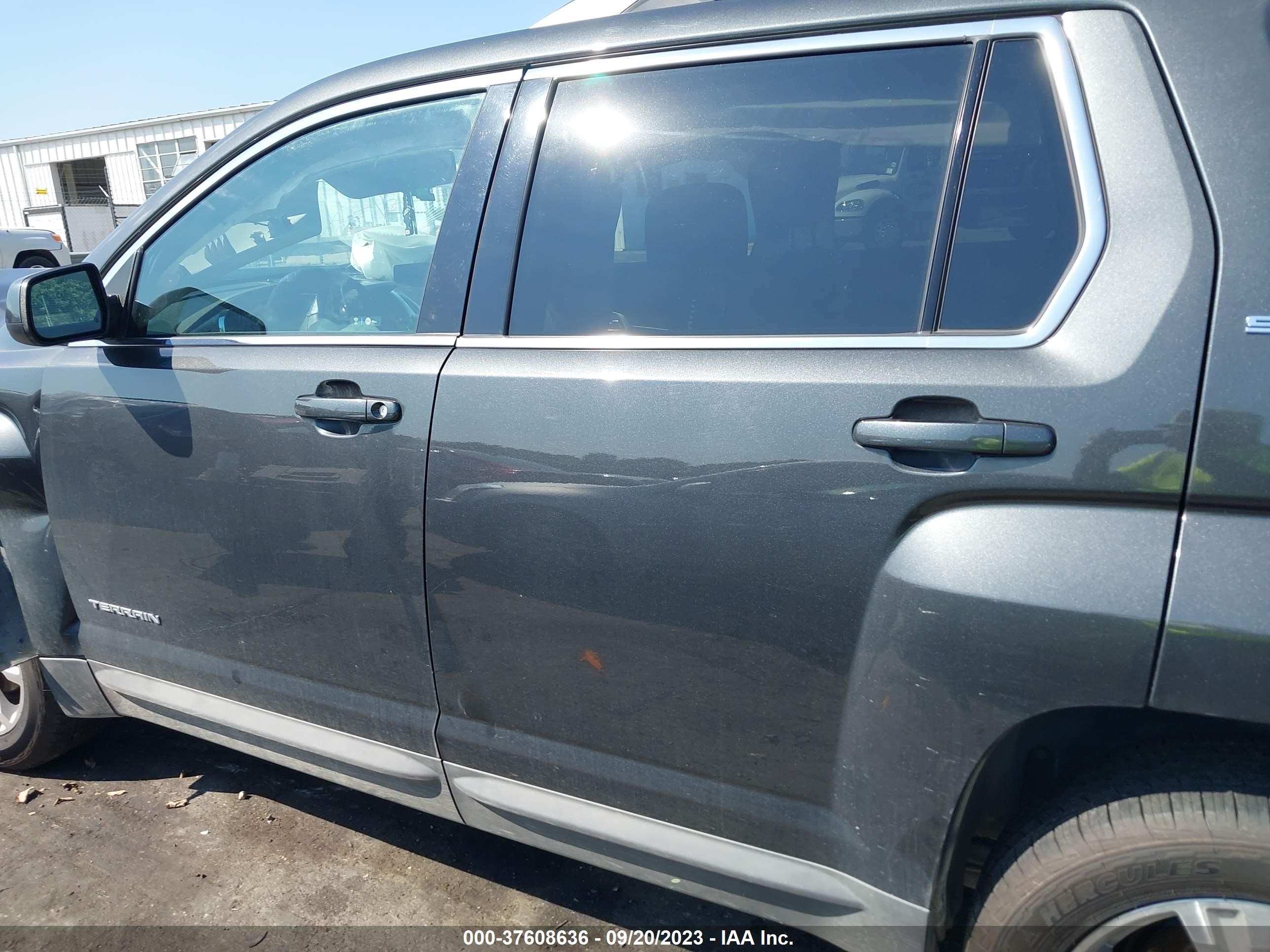 Photo 13 VIN: 2GKFLTE37H6289990 - GMC TERRAIN 