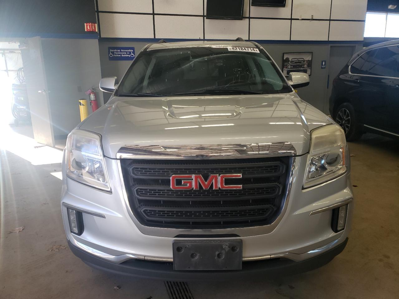 Photo 4 VIN: 2GKFLTEK0G6243925 - GMC TERRAIN 