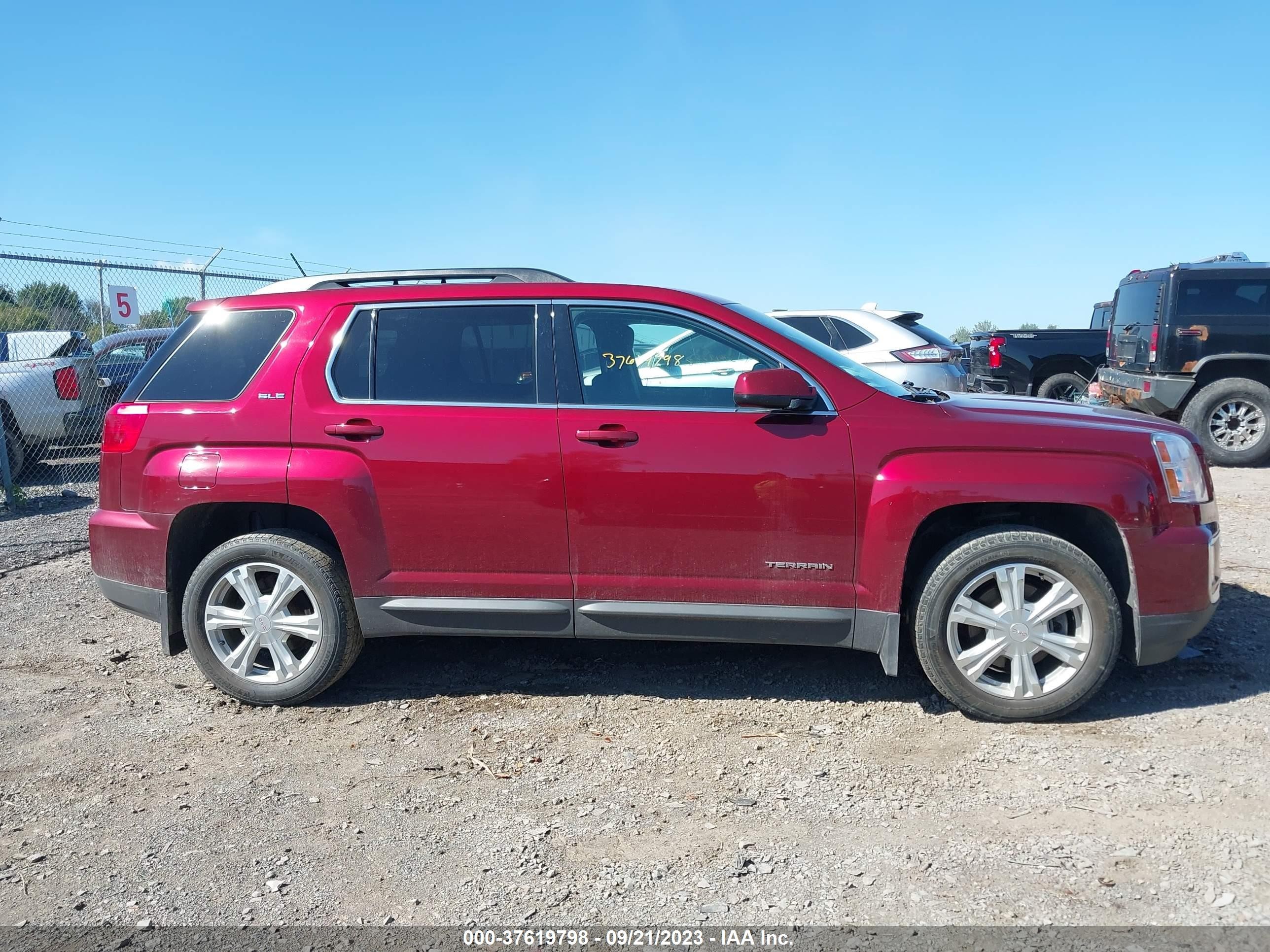 Photo 12 VIN: 2GKFLTEK0H6189446 - GMC TERRAIN 